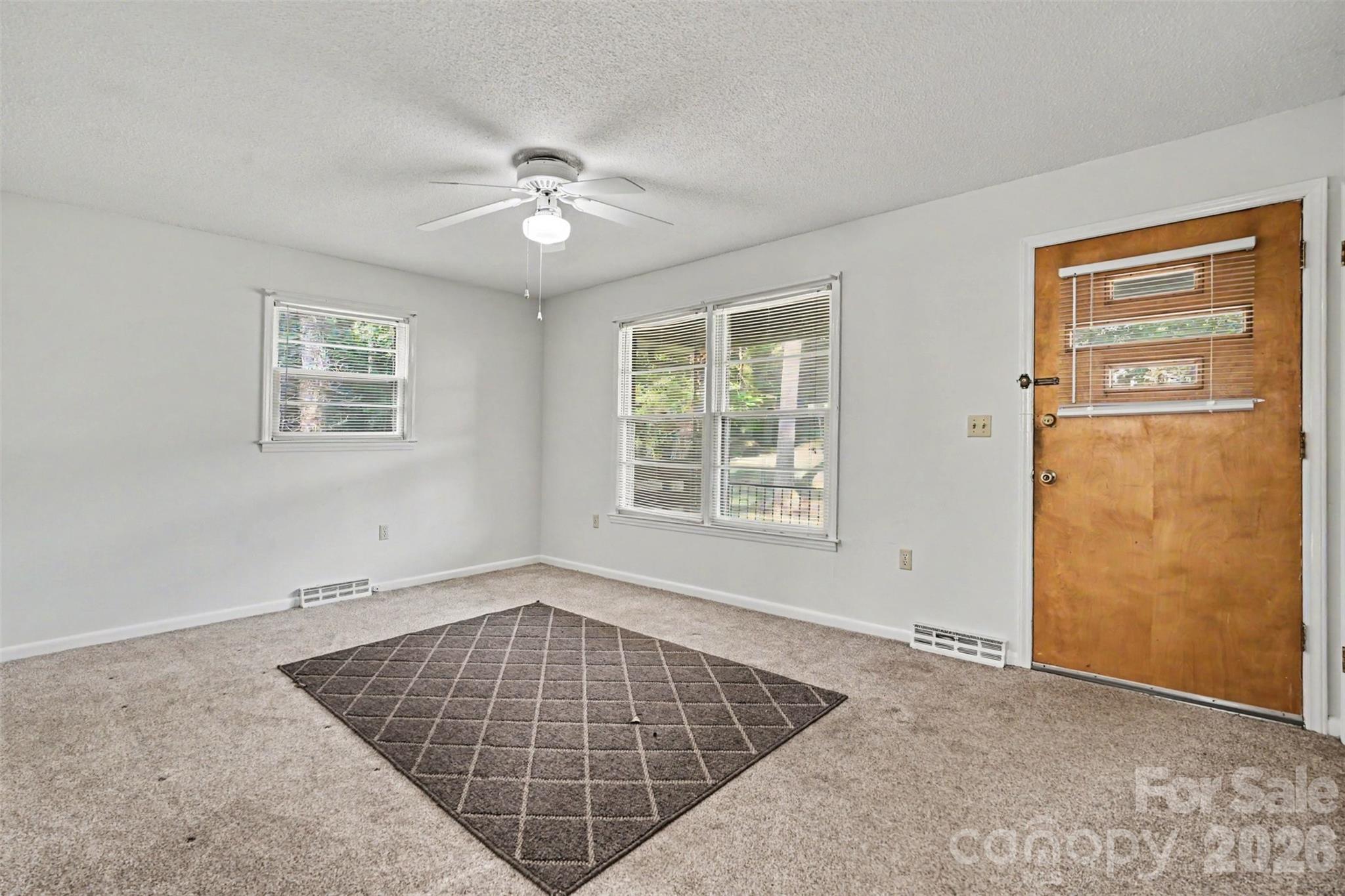 777 Springdale Lane Property Photo 6