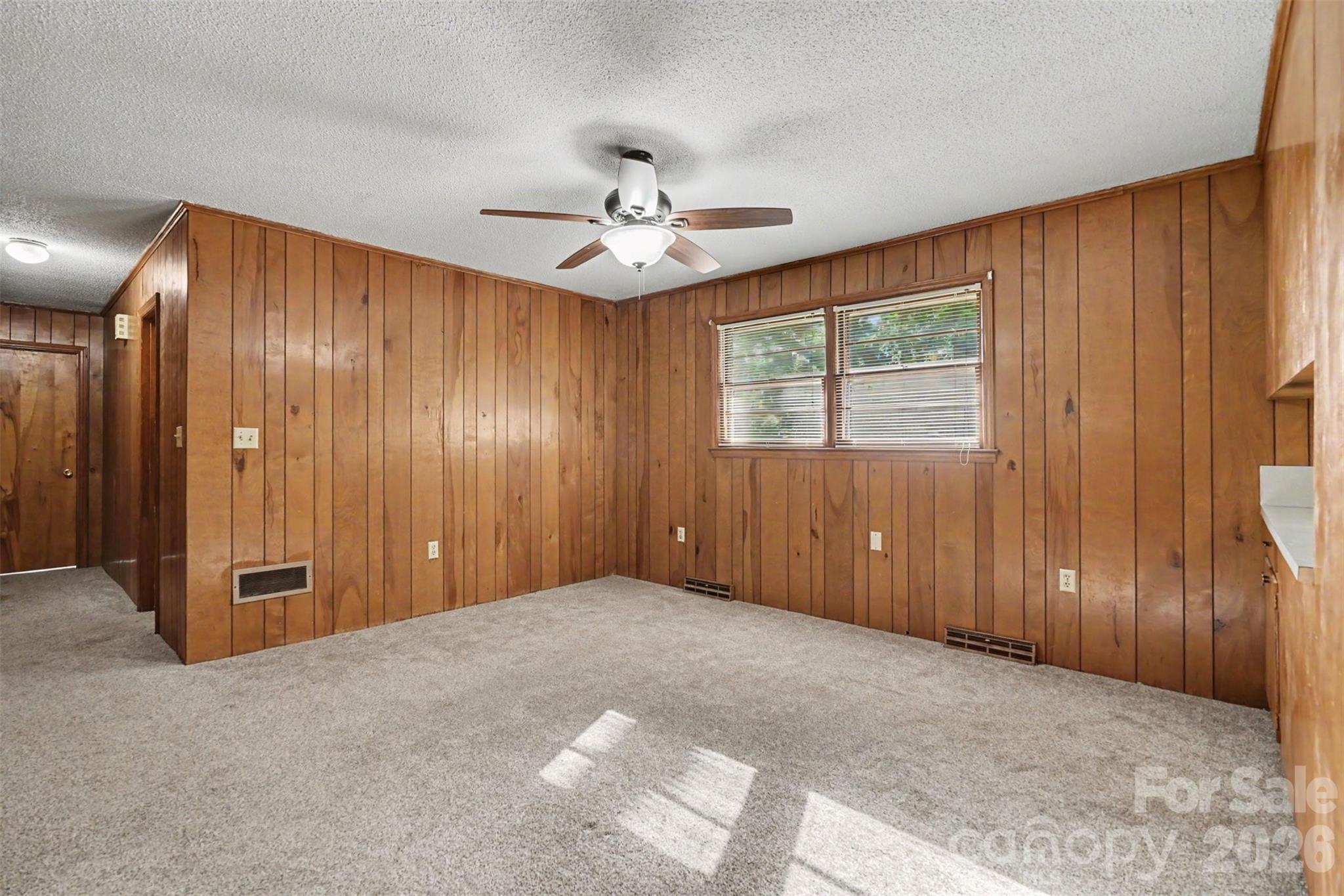 777 Springdale Lane Property Photo 12