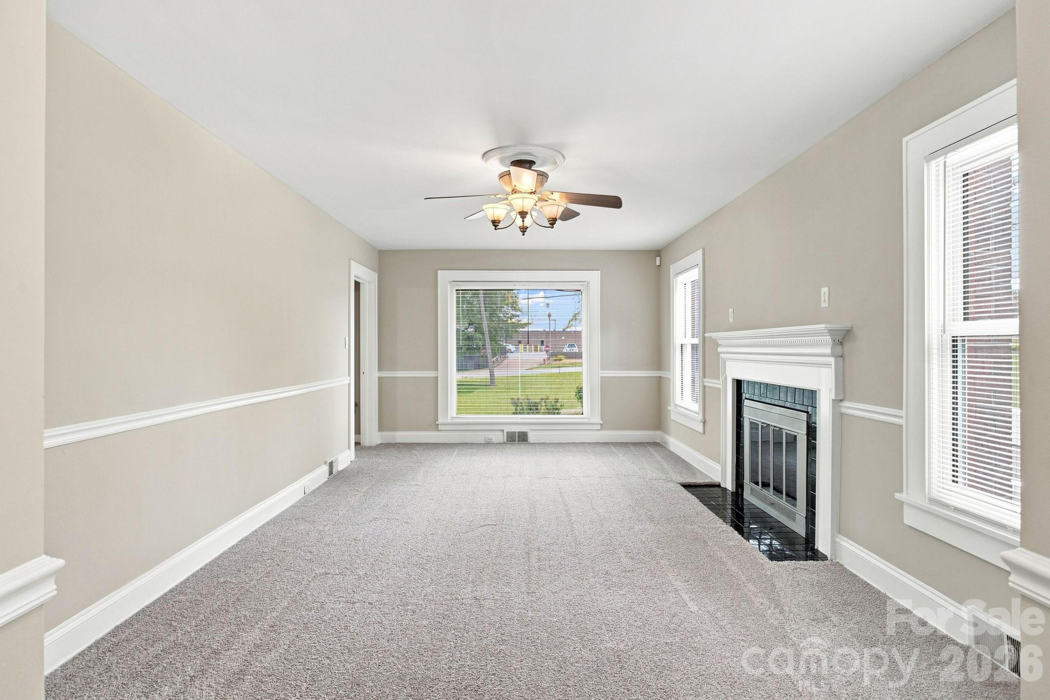 110 Confederate Avenue Property Photo 6