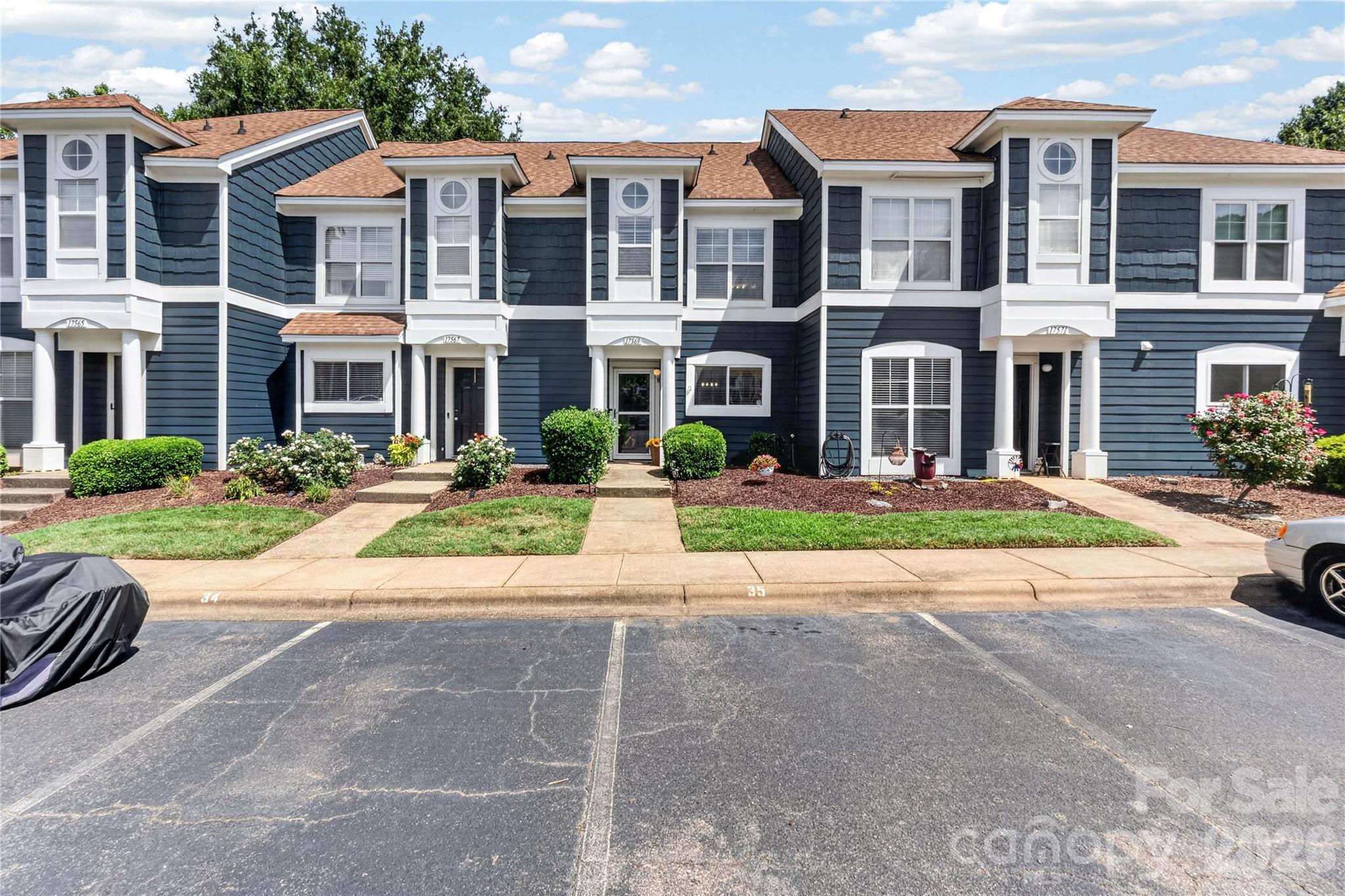 17569 Tuscany Lane Property Photo 6