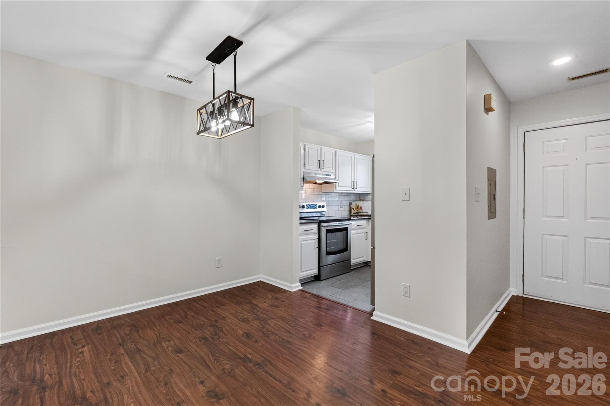 17569 Tuscany Lane Property Photo 13