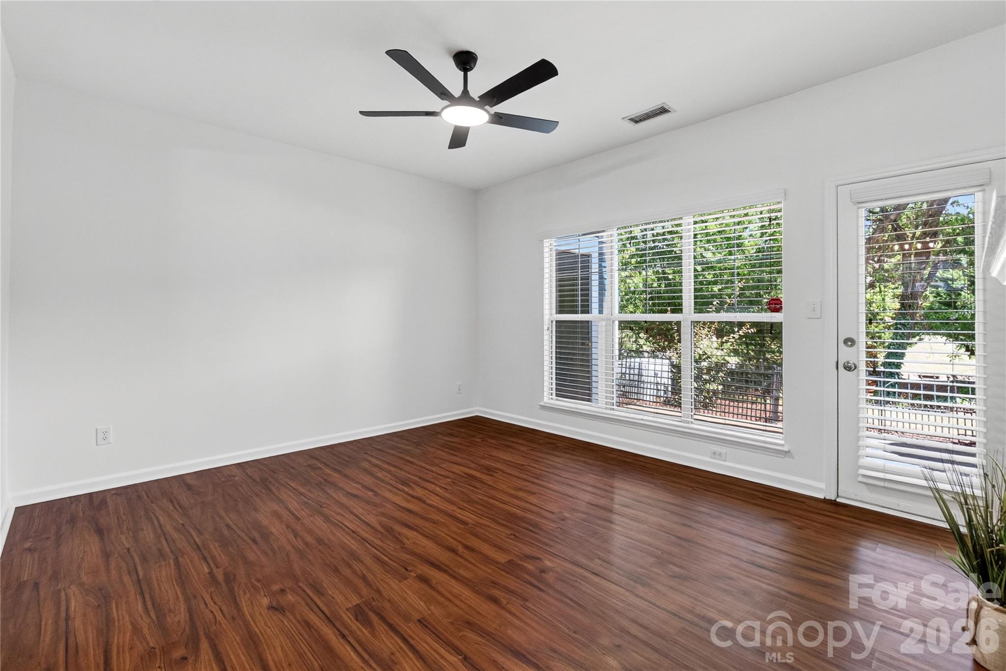17569 Tuscany Lane Property Photo 20