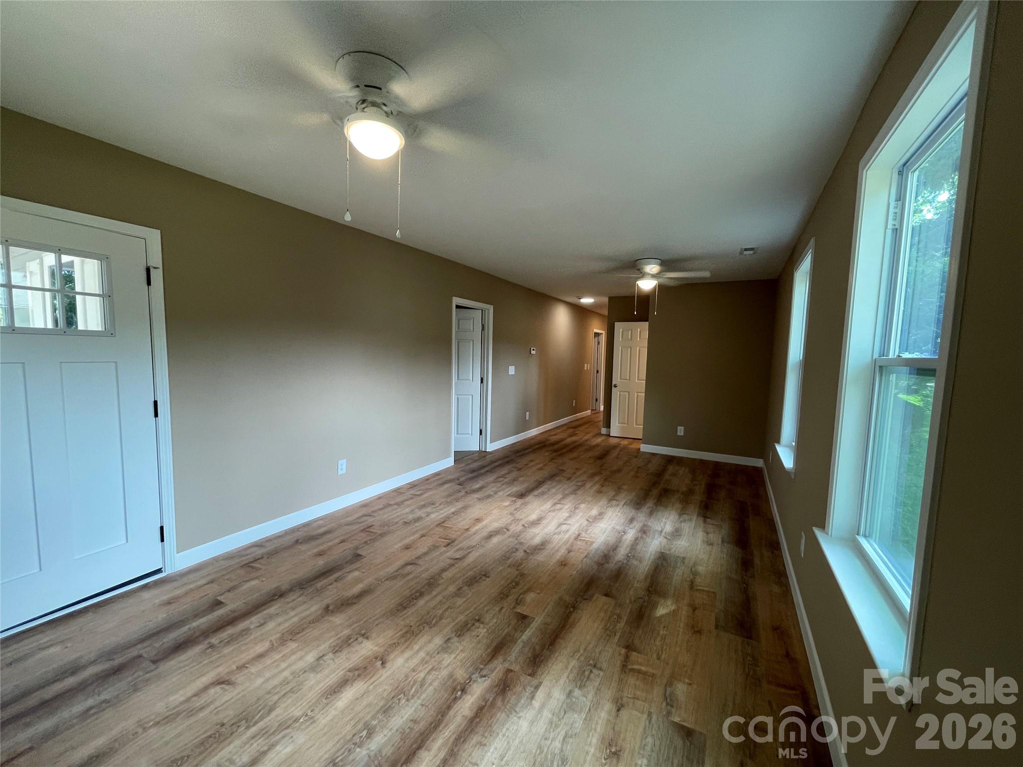 601 W Round Street Property Photo 13