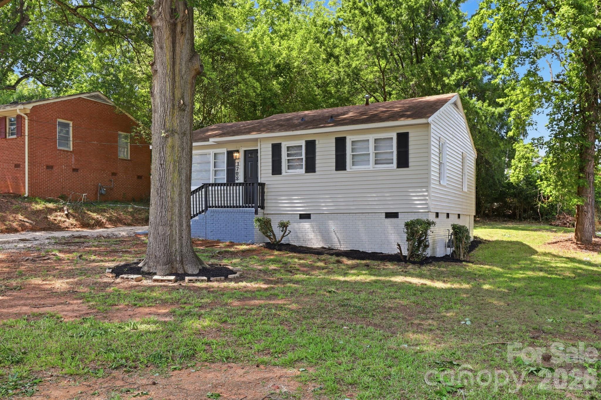 3708 Carlyle Drive Property Photo 14