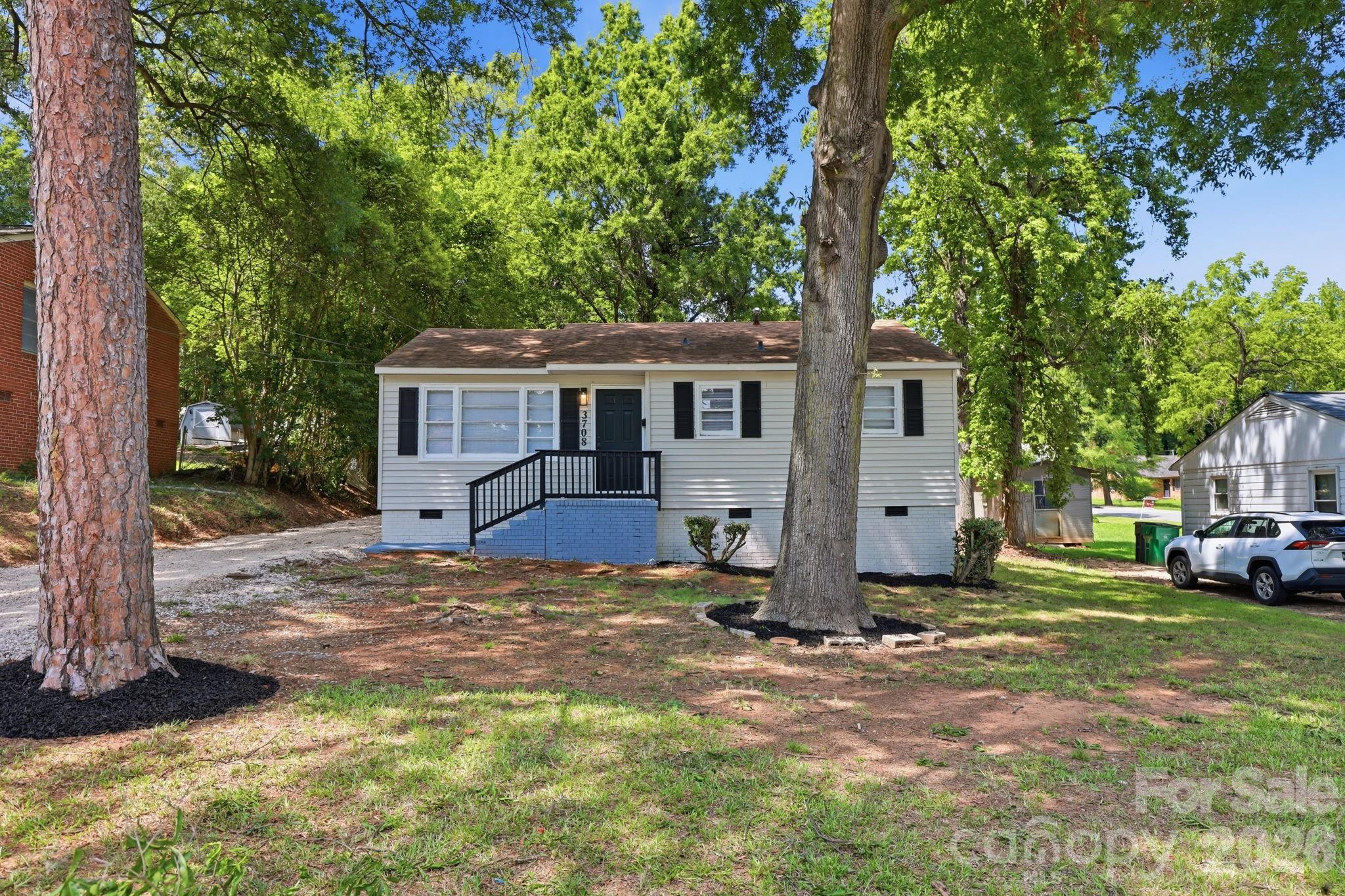 3708 Carlyle Drive Property Photo 15