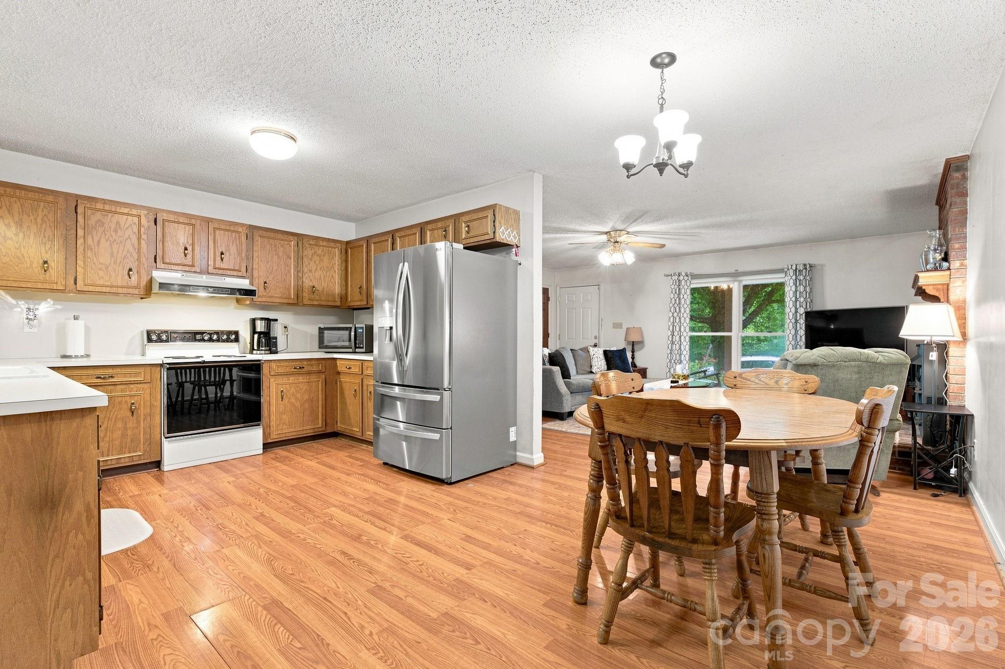 213 Hamilton Road Property Photo 8