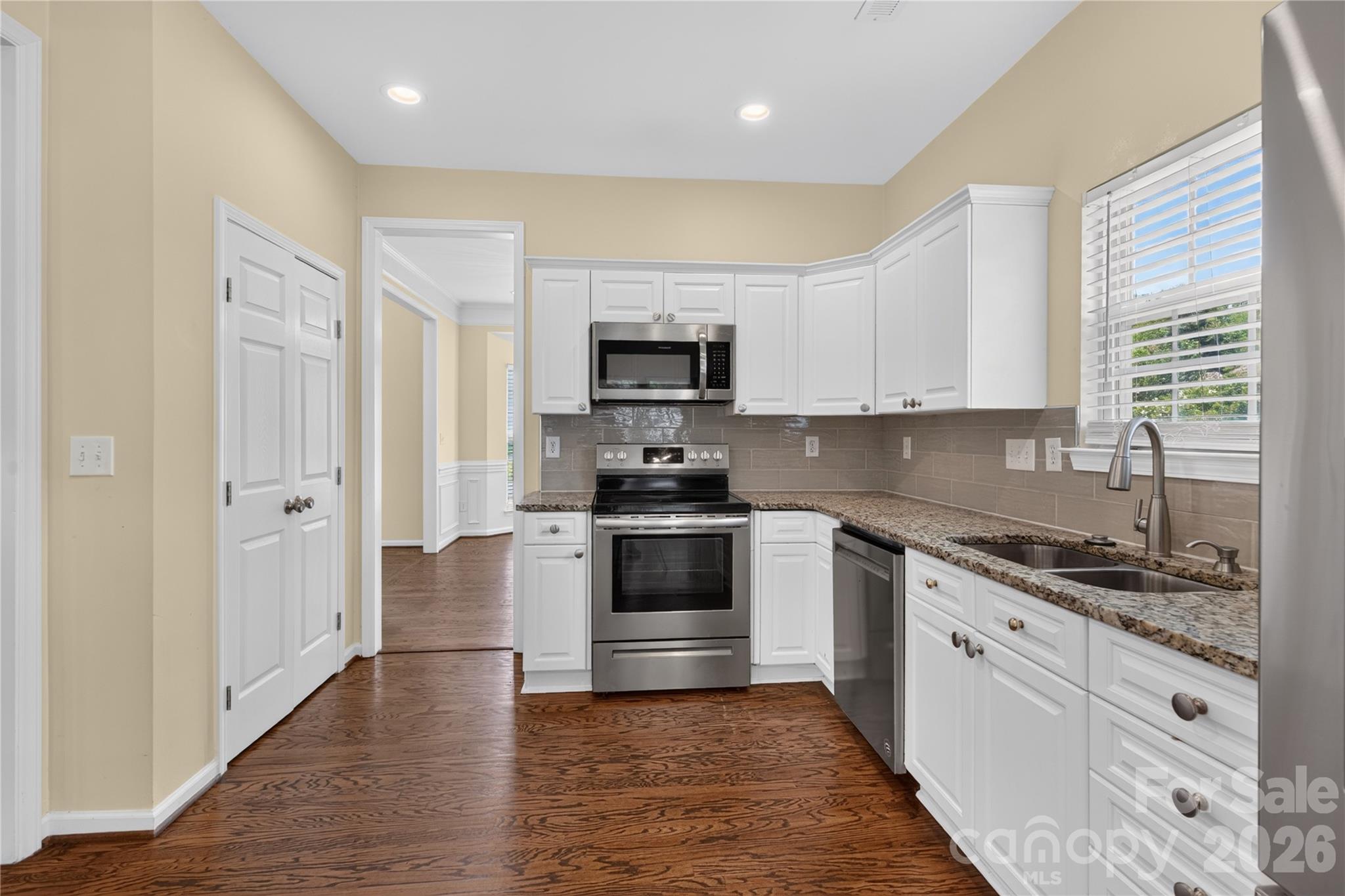 11436 Brook Meadow Place Property Photo 7