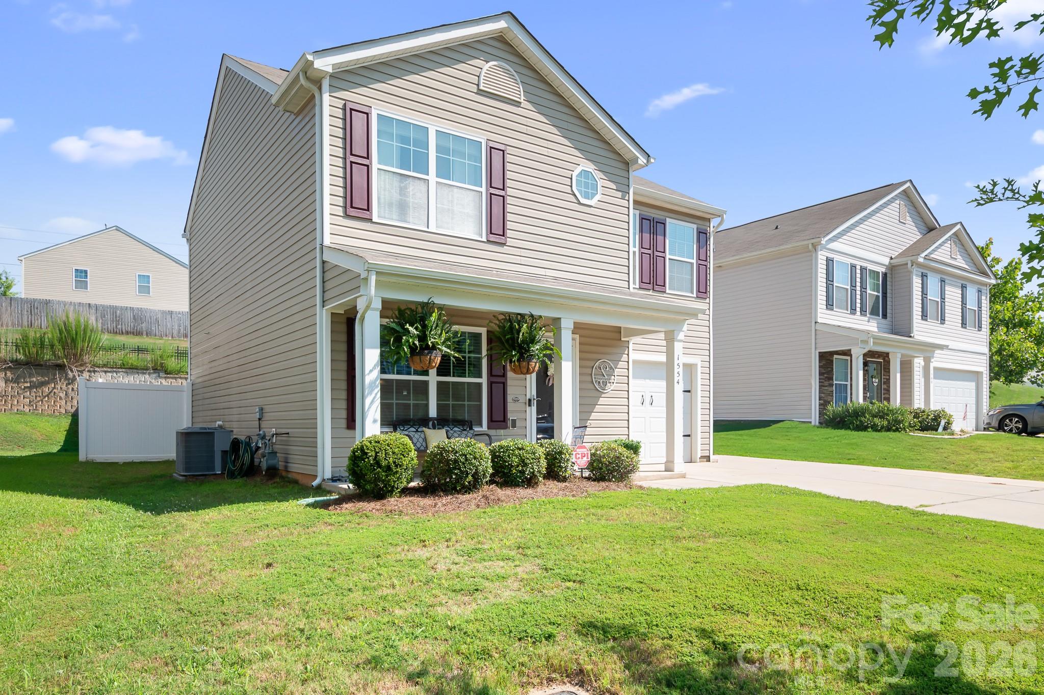 1554 Lilly Springs Place Property Photo 3