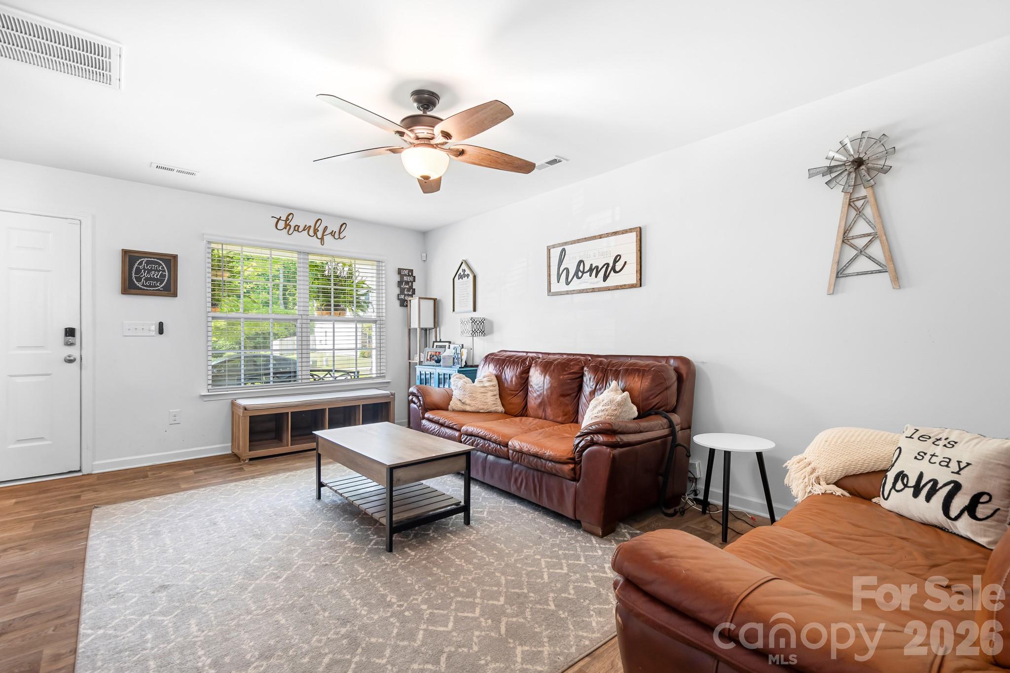 1554 Lilly Springs Place Property Photo 6