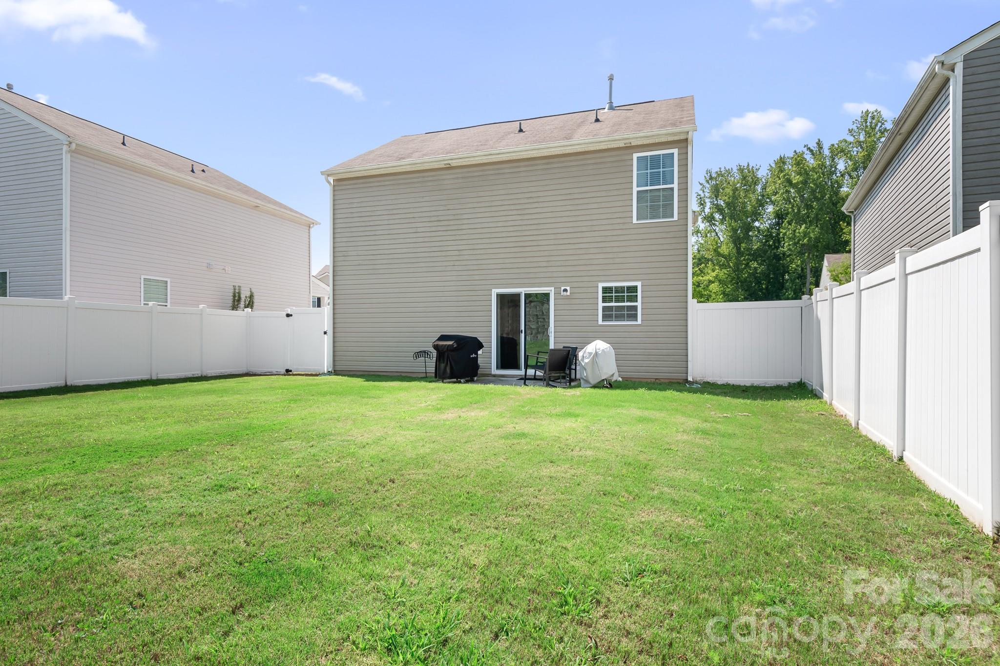 1554 Lilly Springs Place Property Photo 24