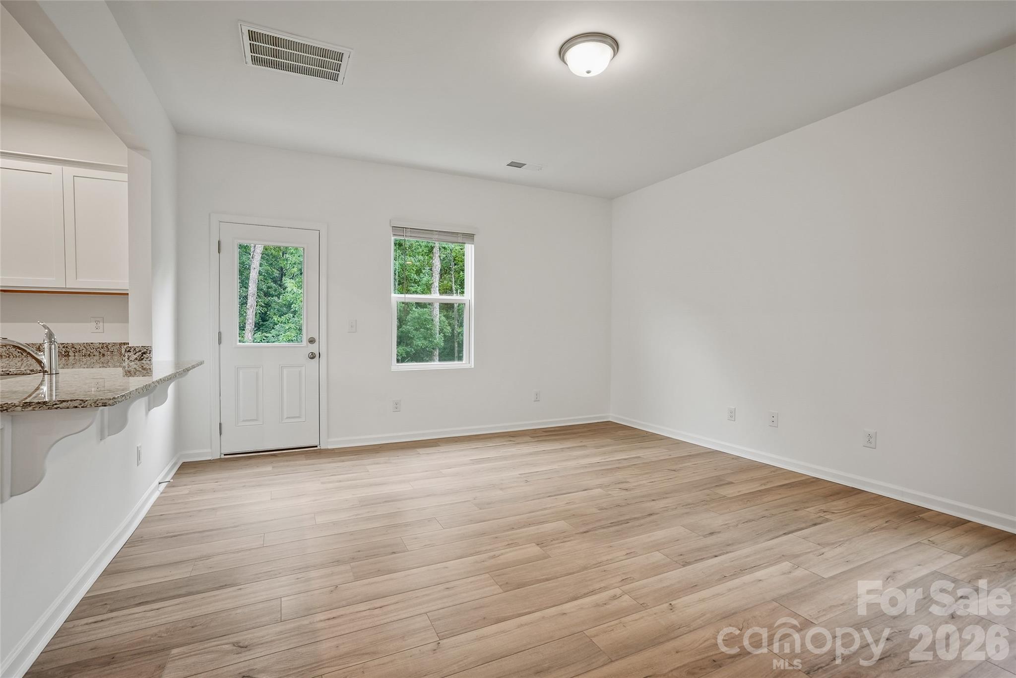 10015 Limpkin Lane Property Photo 8