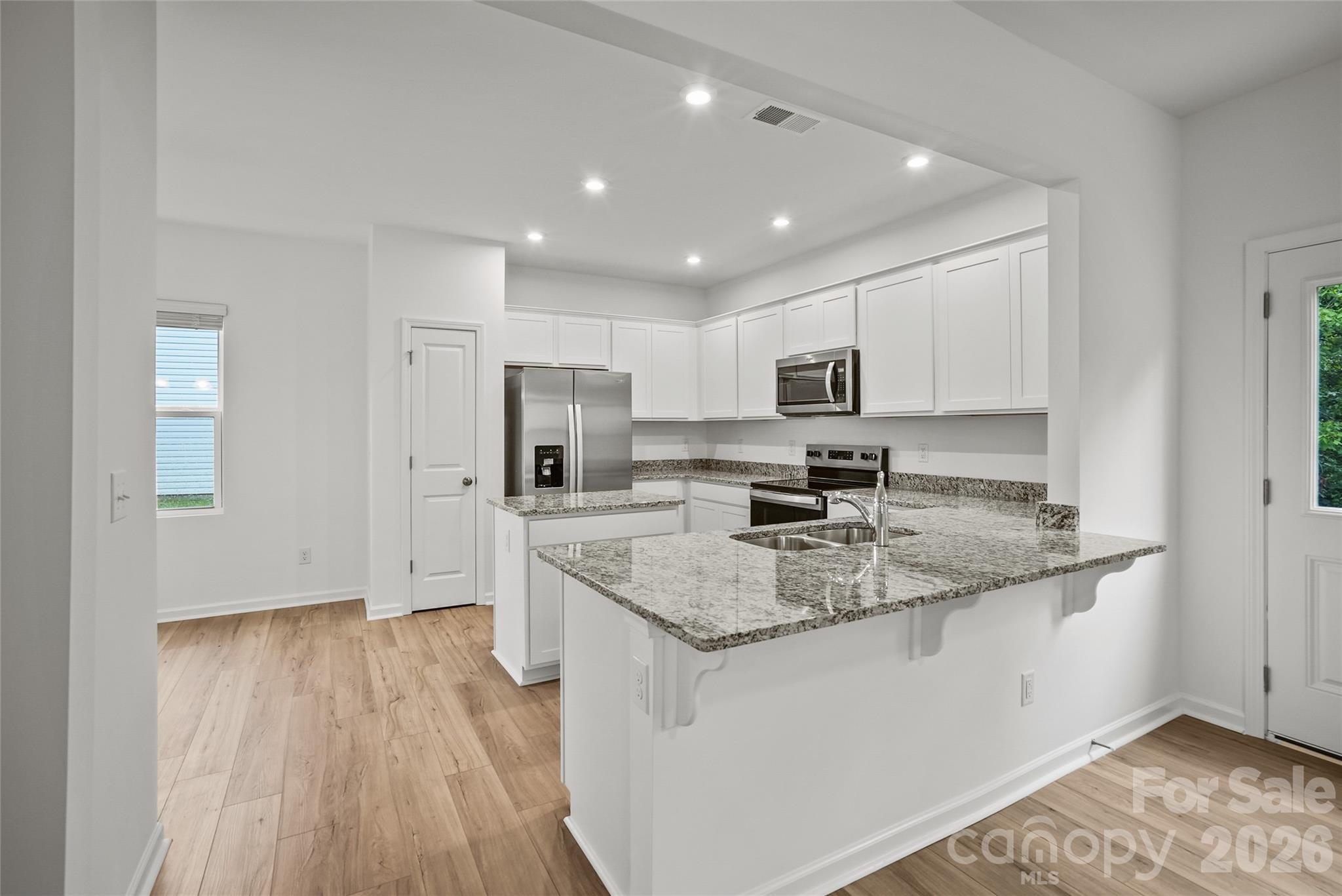 10015 Limpkin Lane Property Photo 10