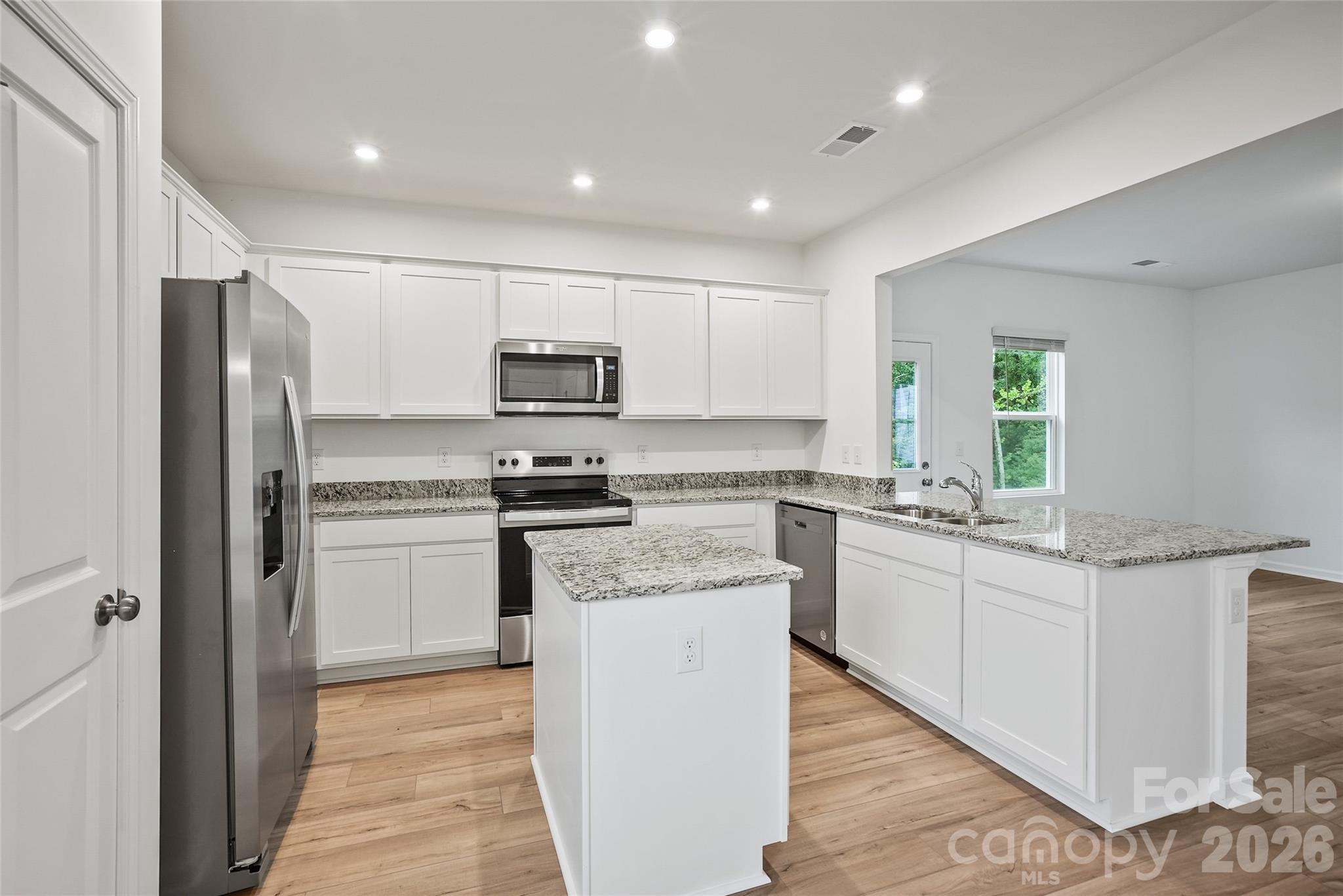10015 Limpkin Lane Property Photo 12