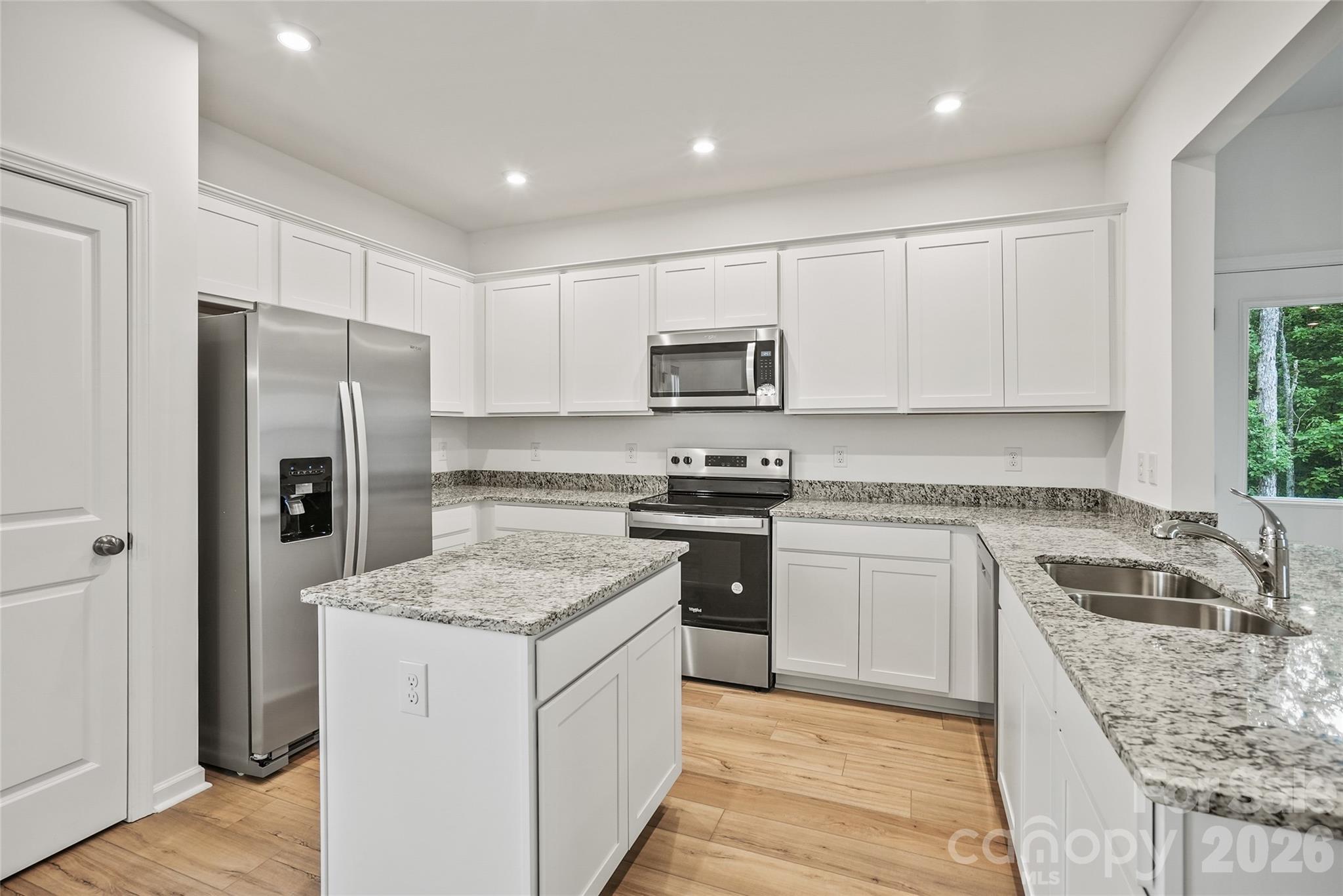 10015 Limpkin Lane Property Photo 13
