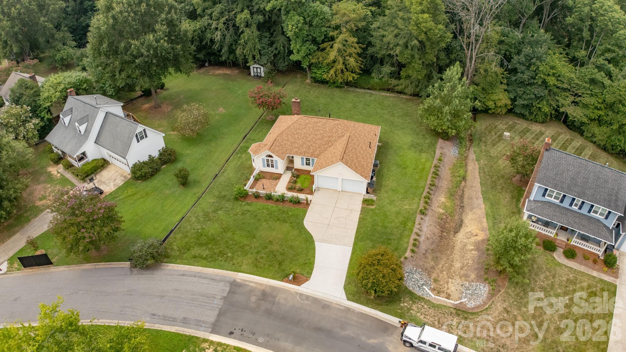 5203 Spring Morning Lane Property Photo 5