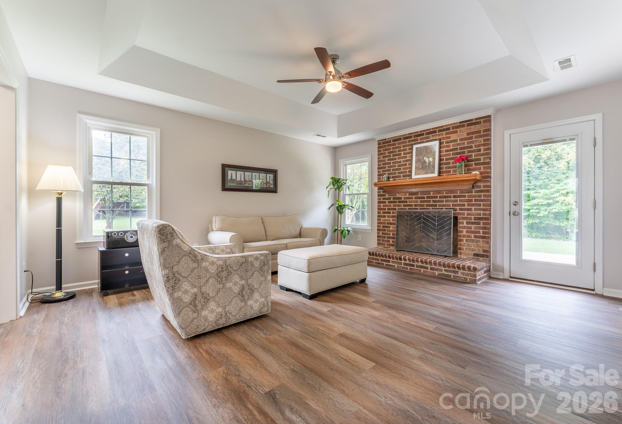 5203 Spring Morning Lane Property Photo 9