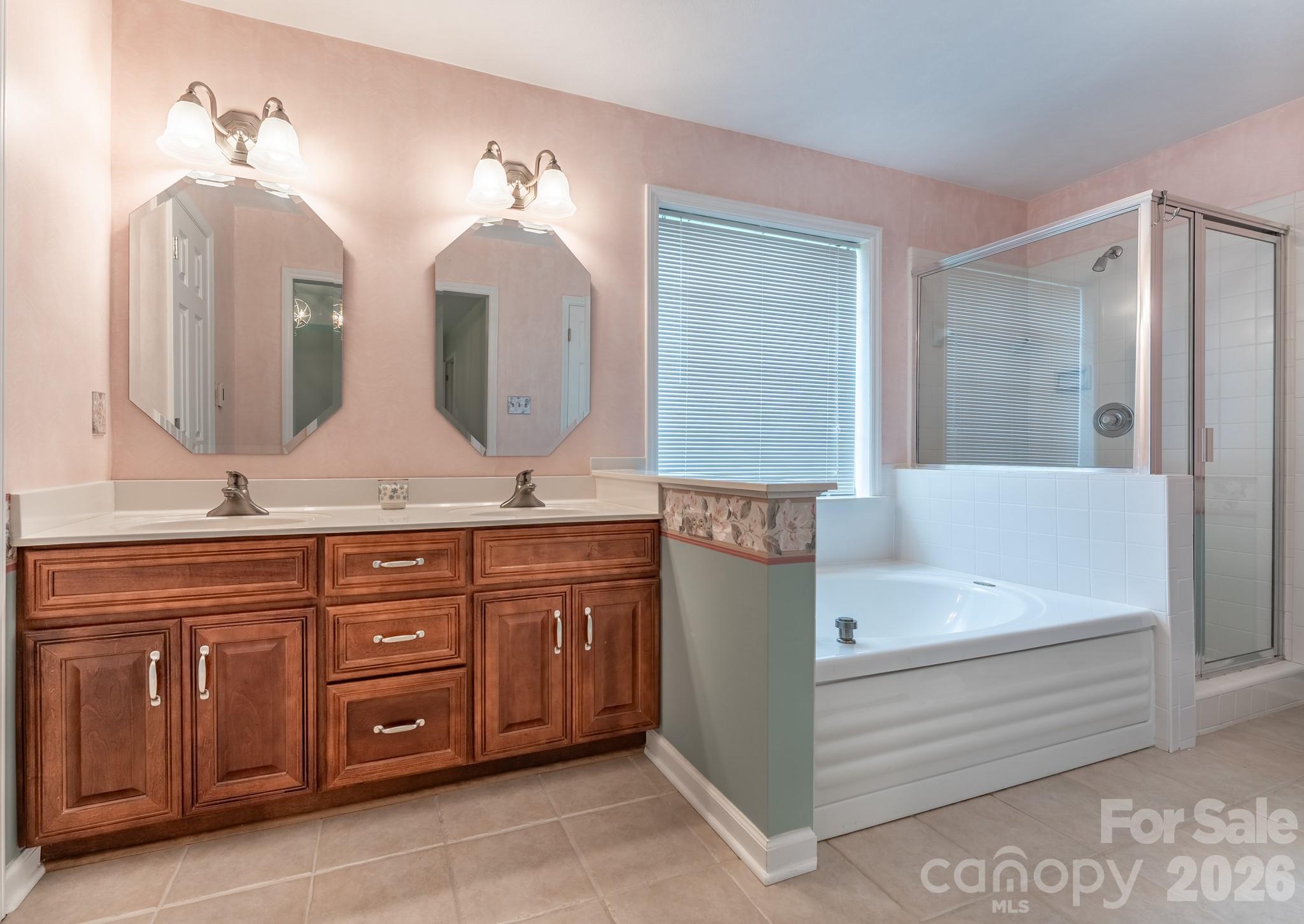 5203 Spring Morning Lane Property Photo 23