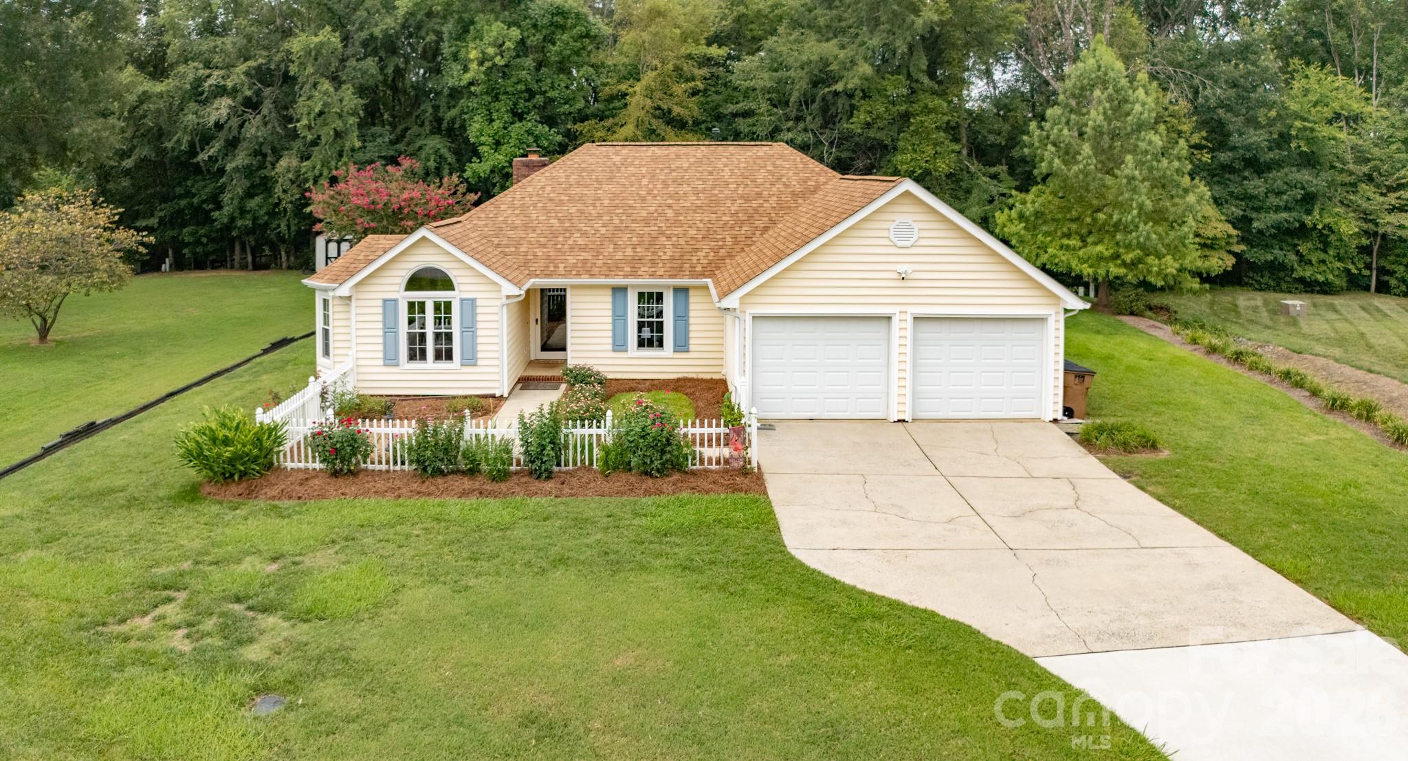 5203 Spring Morning Lane Property Photo 43