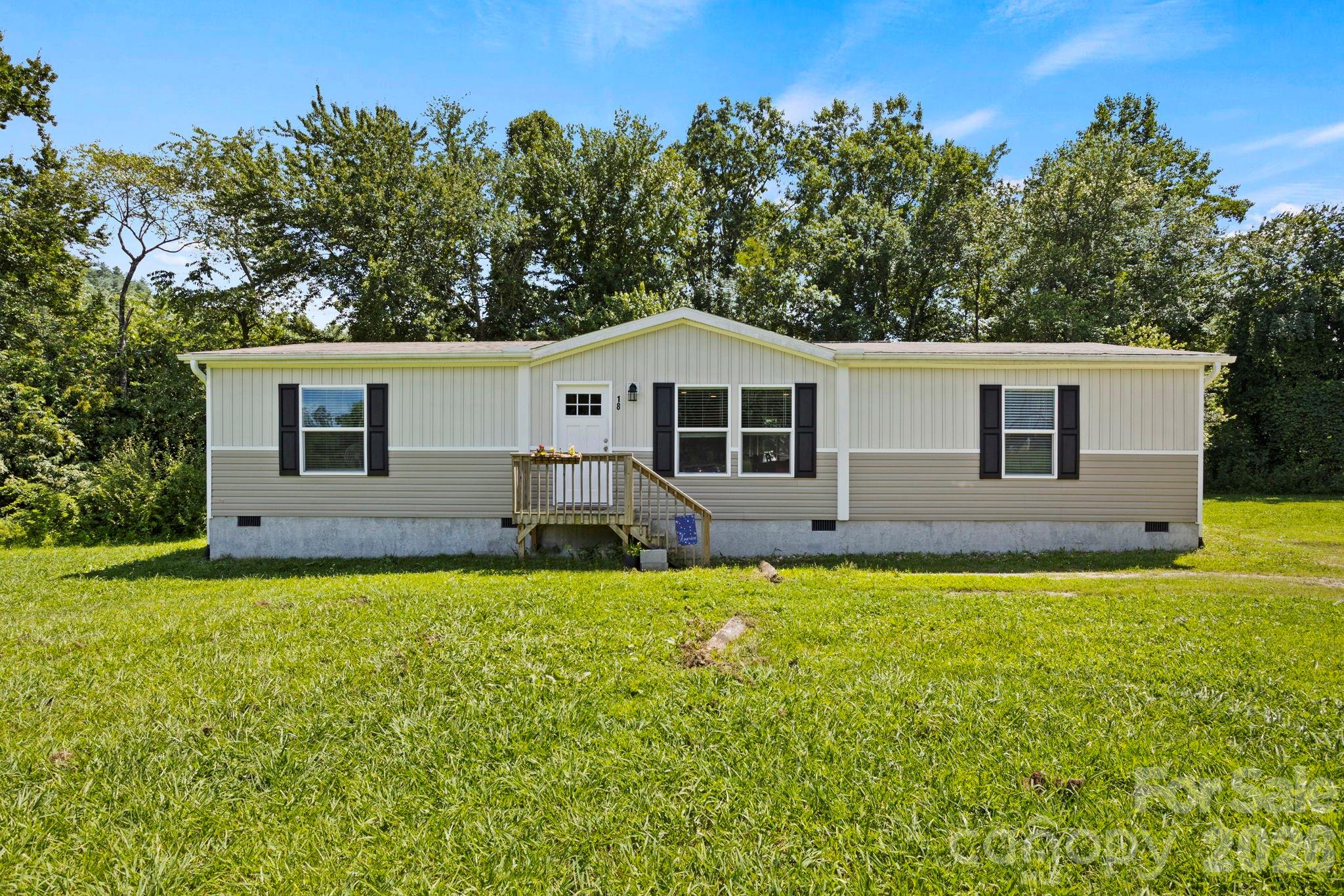 18 Moss Lane Property Photo 1