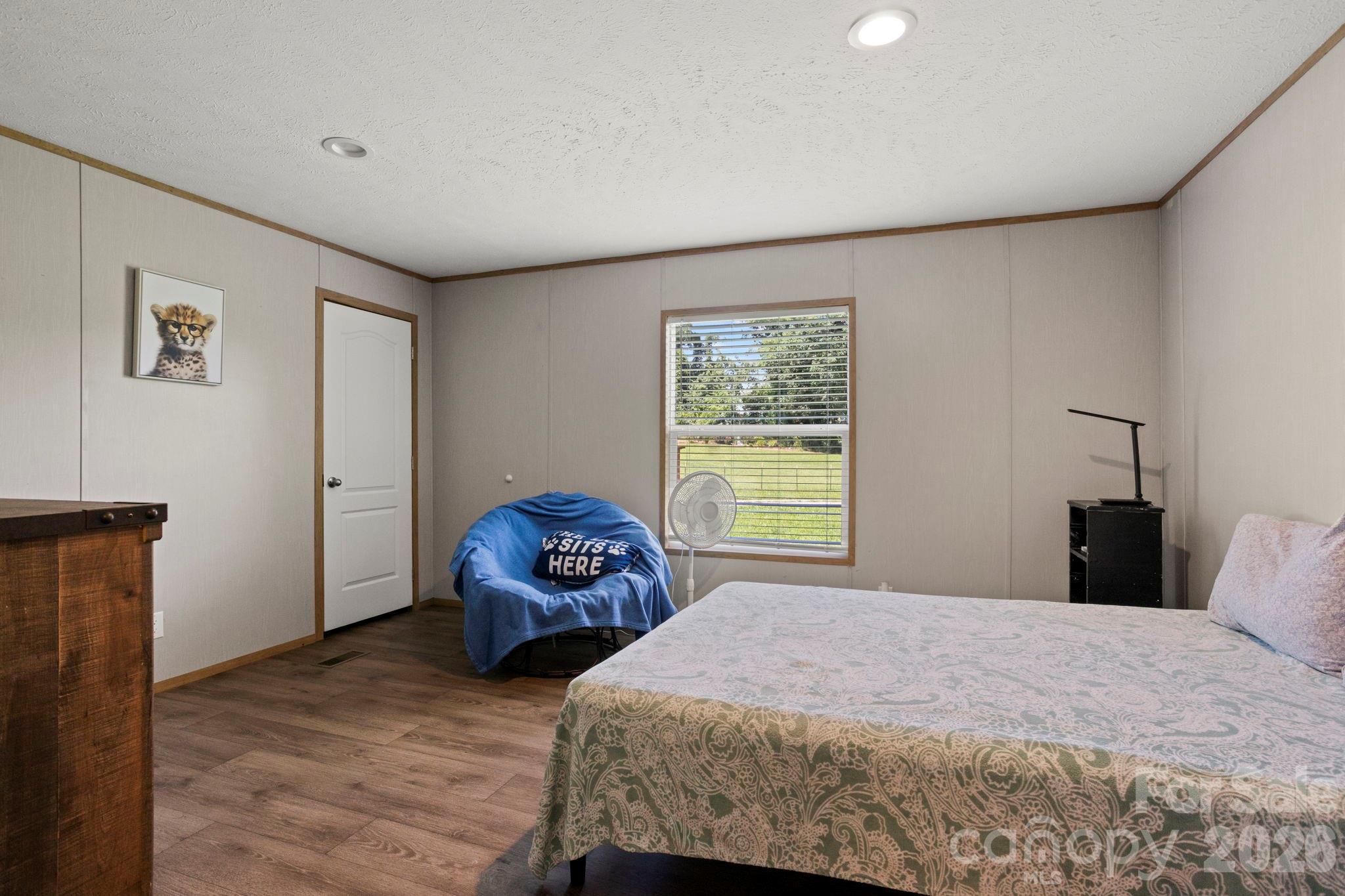 18 Moss Lane Property Photo 9