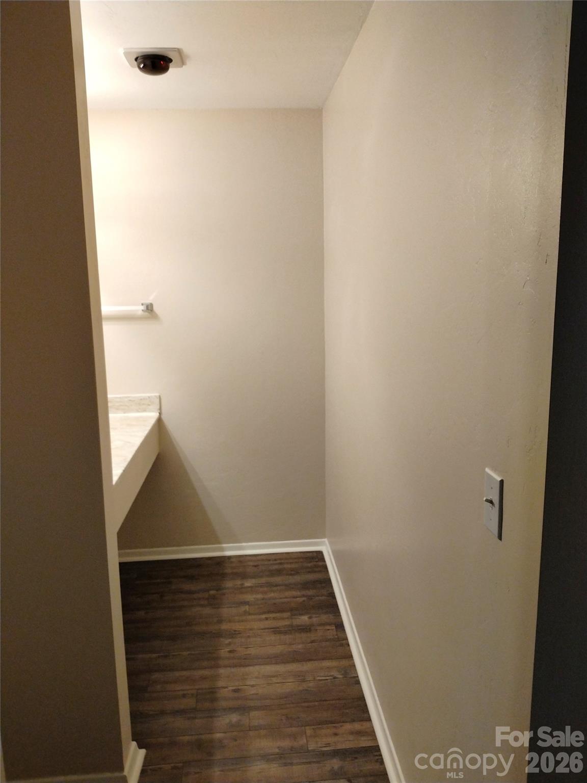 160 Whitney Boulevard Building B/ # 12 Property Photo 9