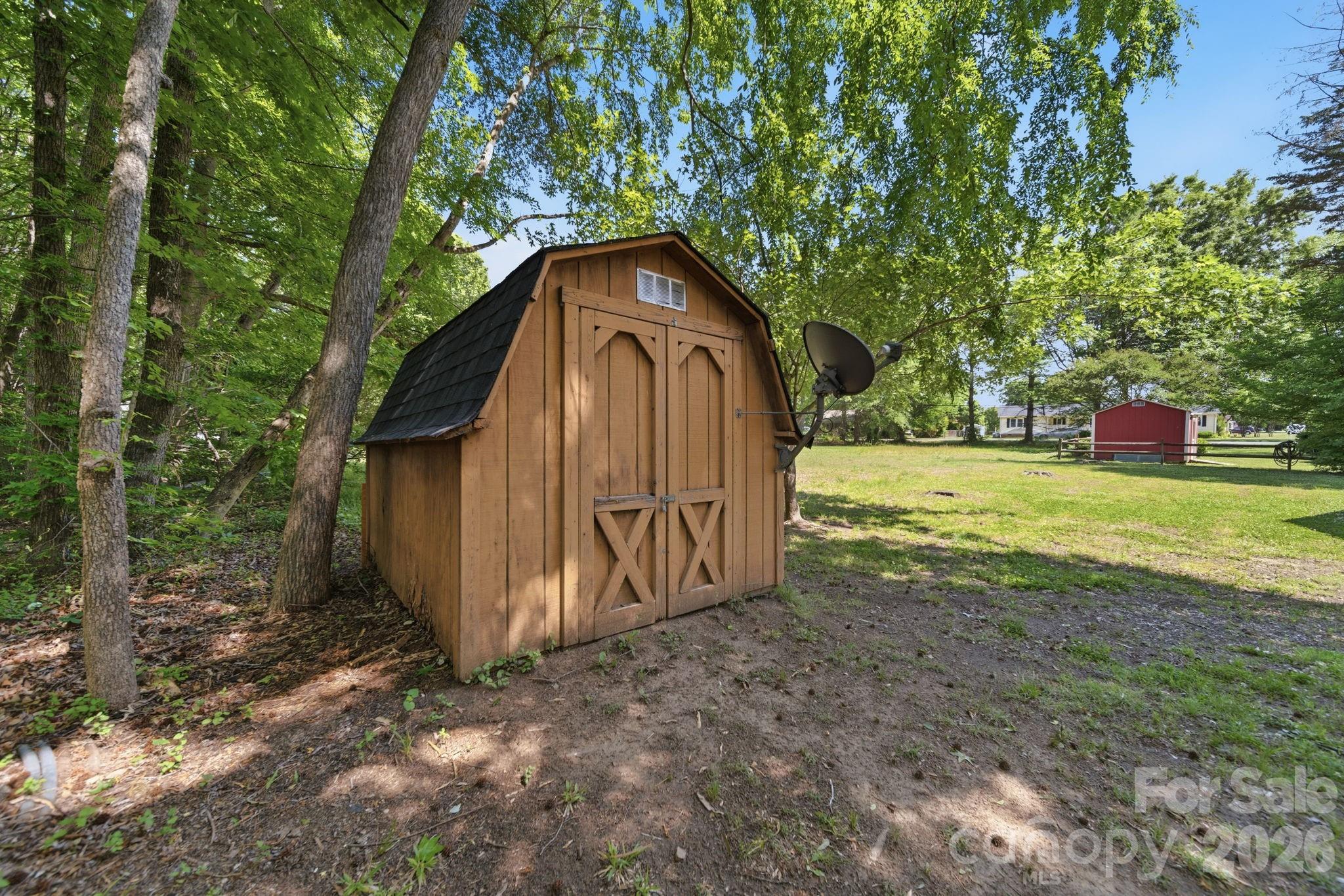 617 Autumn Drive Property Photo 5