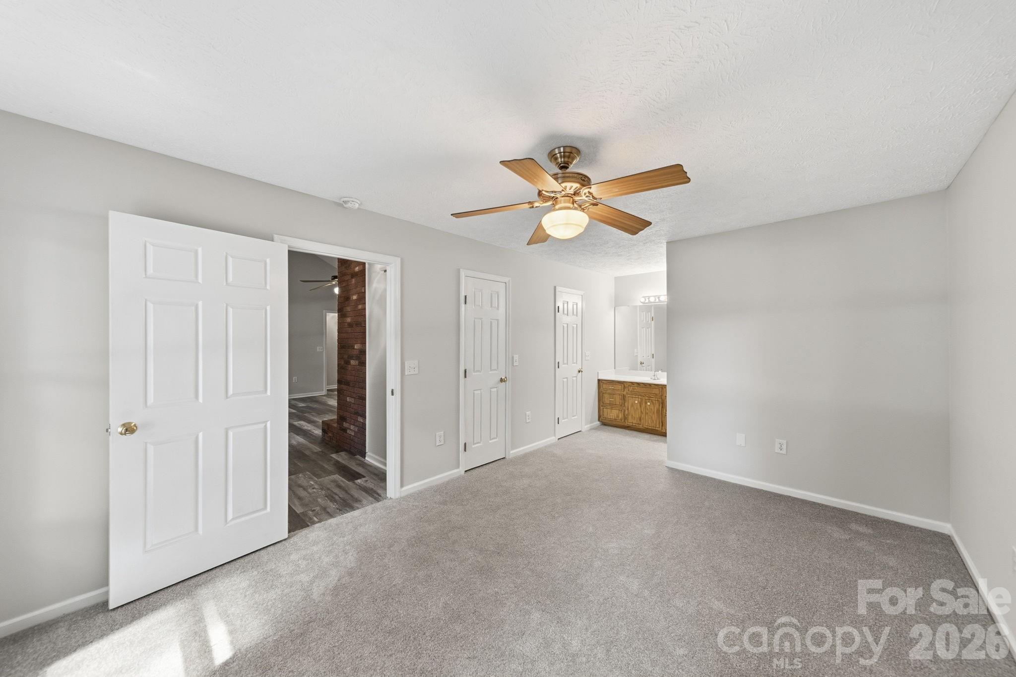 617 Autumn Drive Property Photo 21