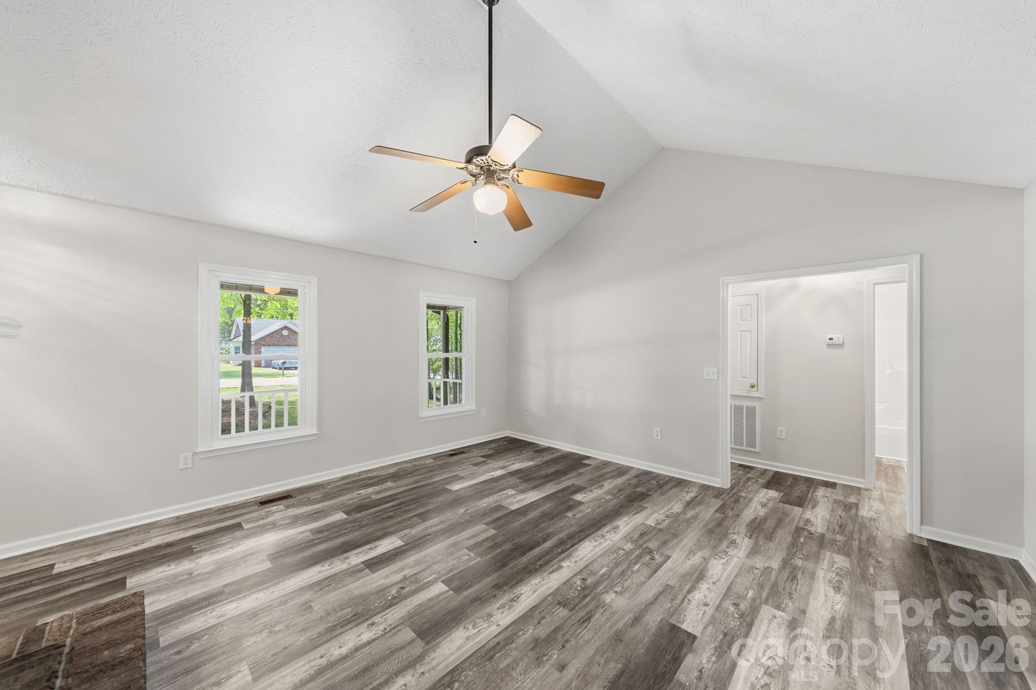617 Autumn Drive Property Photo 24