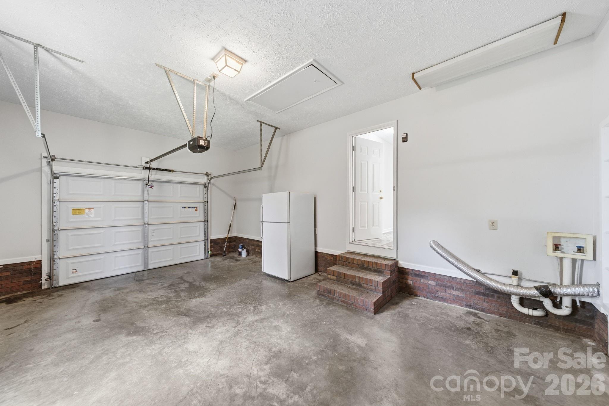 617 Autumn Drive Property Photo 35