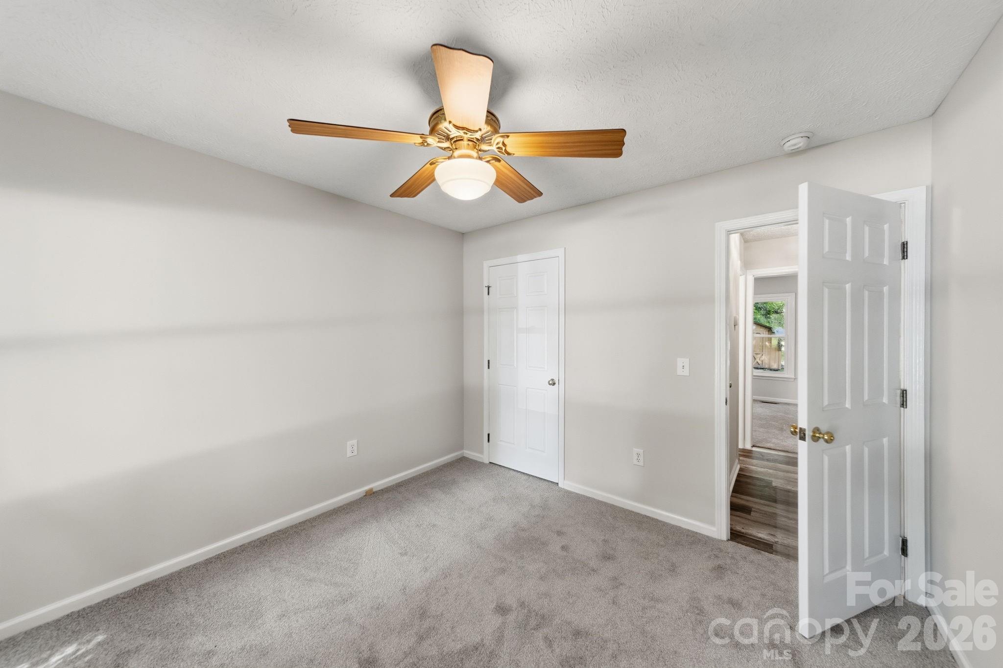 617 Autumn Drive Property Photo 41