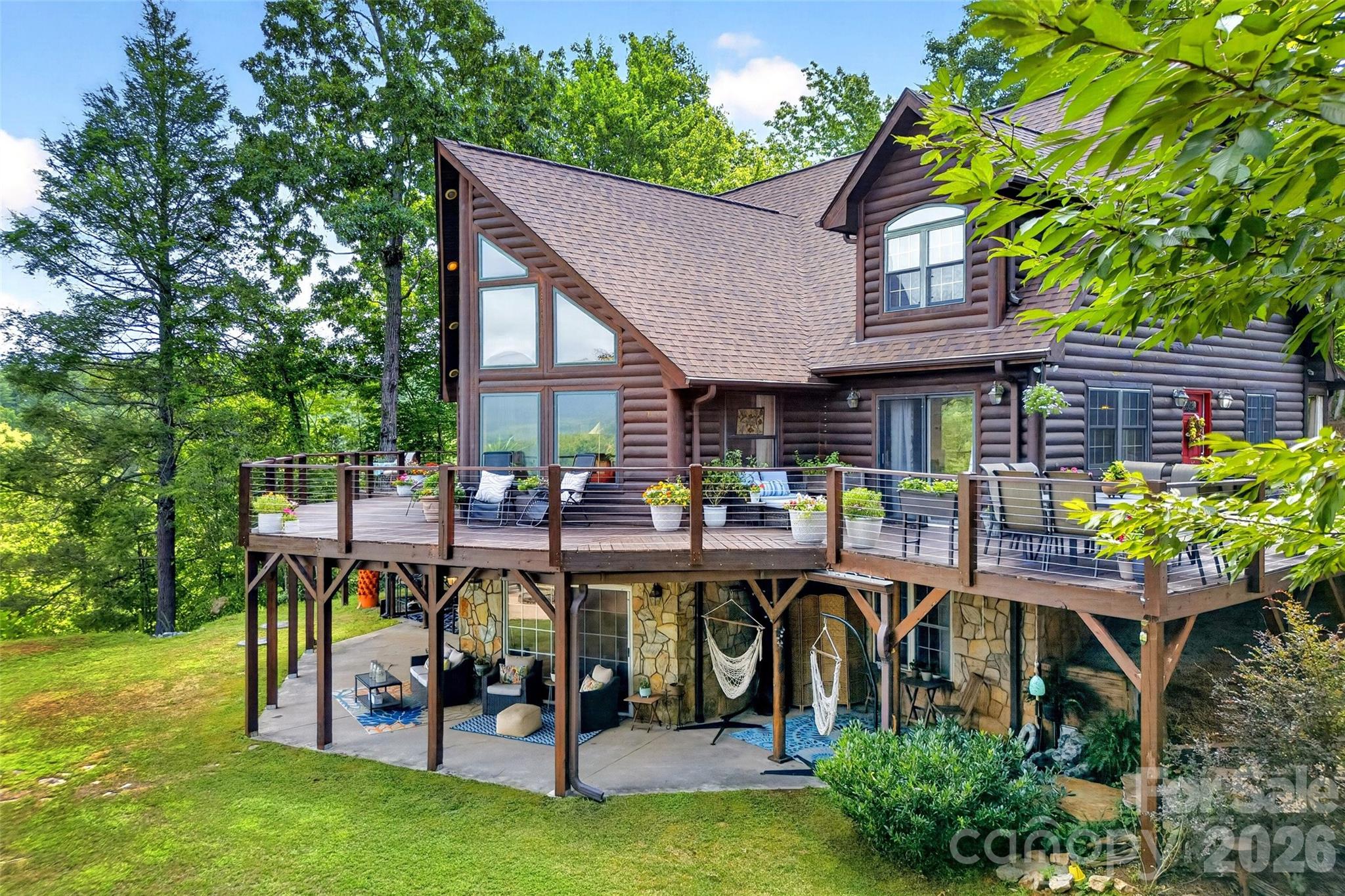 108 High Lake Drive Property Photo 3