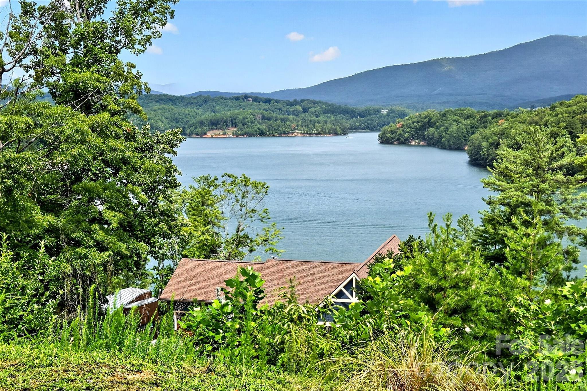 108 High Lake Drive Property Photo 4