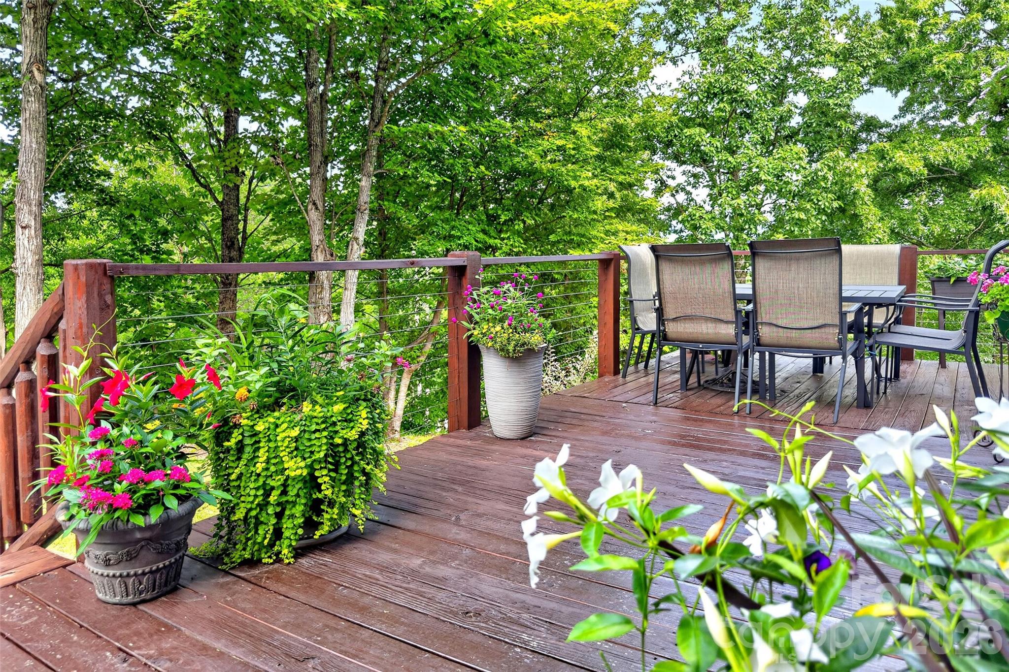 108 High Lake Drive Property Photo 41