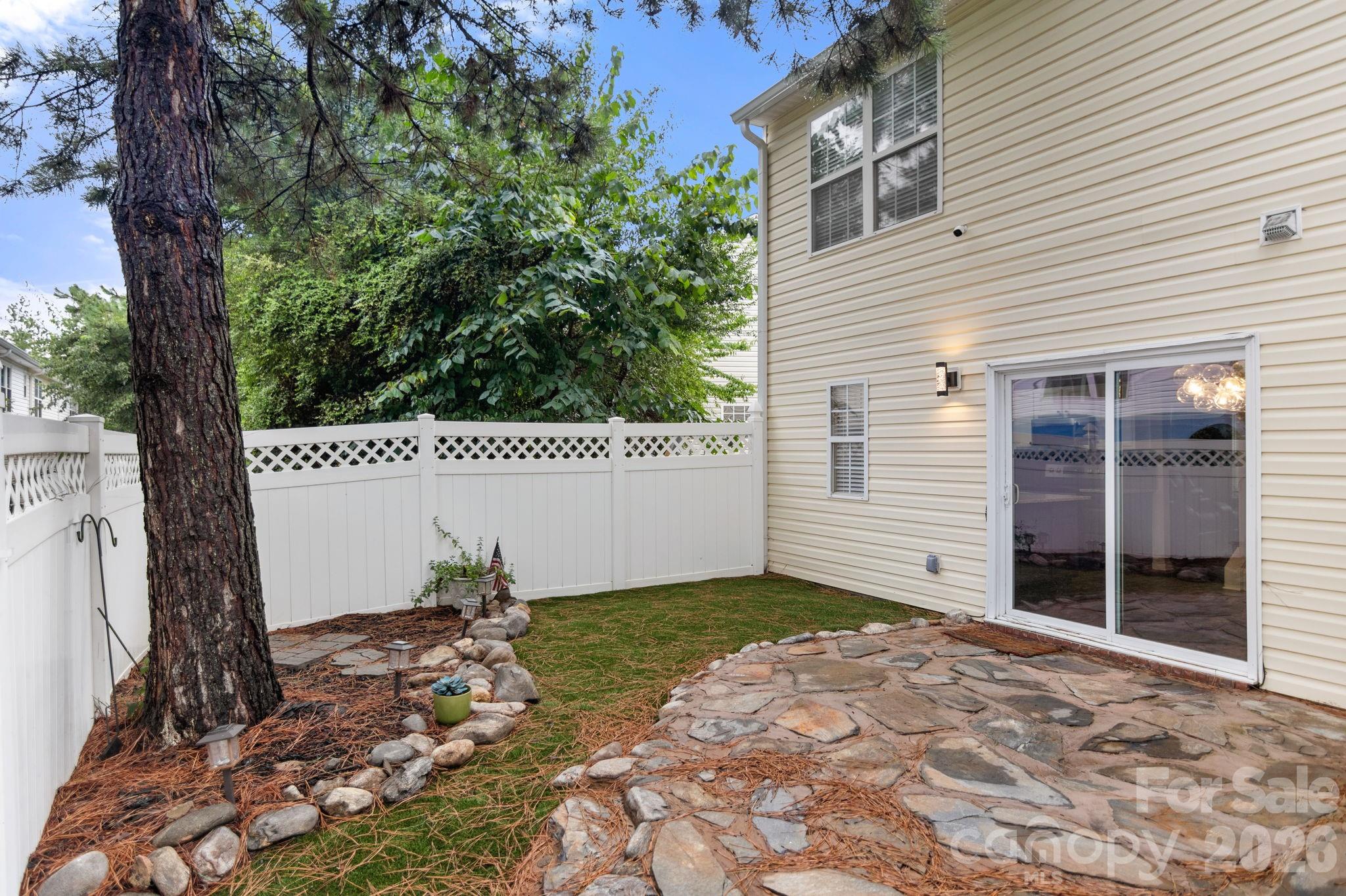 413 Caddy Street Property Photo 3