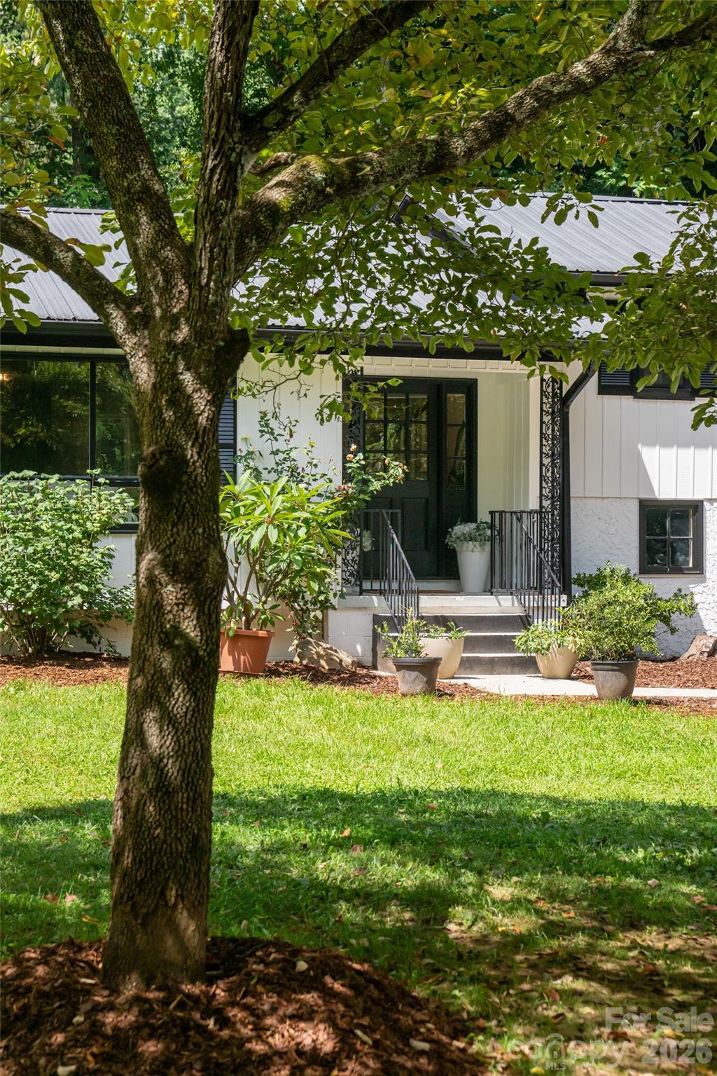360 Pinners Cove Road Property Photo 9