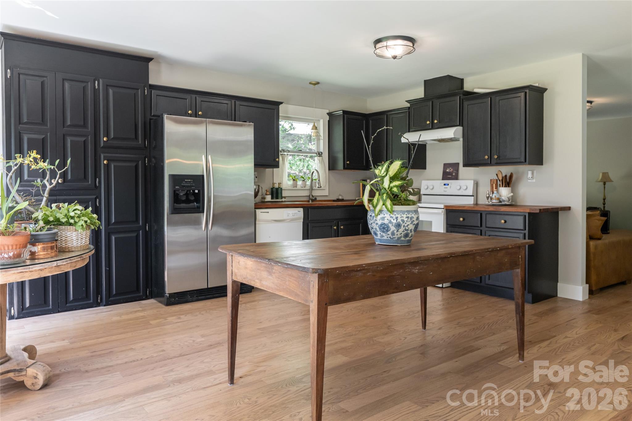 360 Pinners Cove Road Property Photo 10