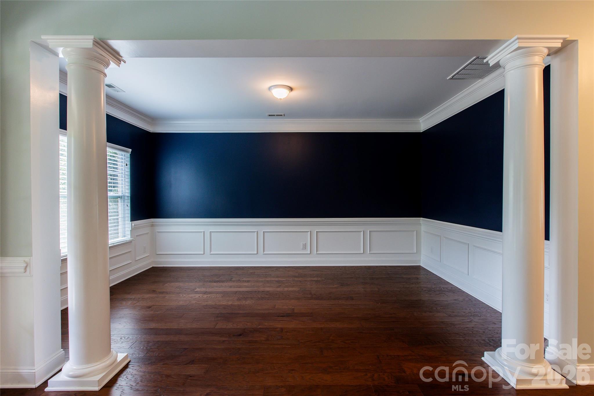 404 E Waterlynn Road Property Photo 6