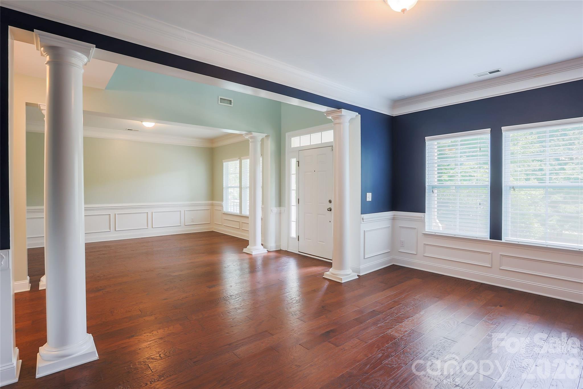 404 E Waterlynn Road Property Photo 7