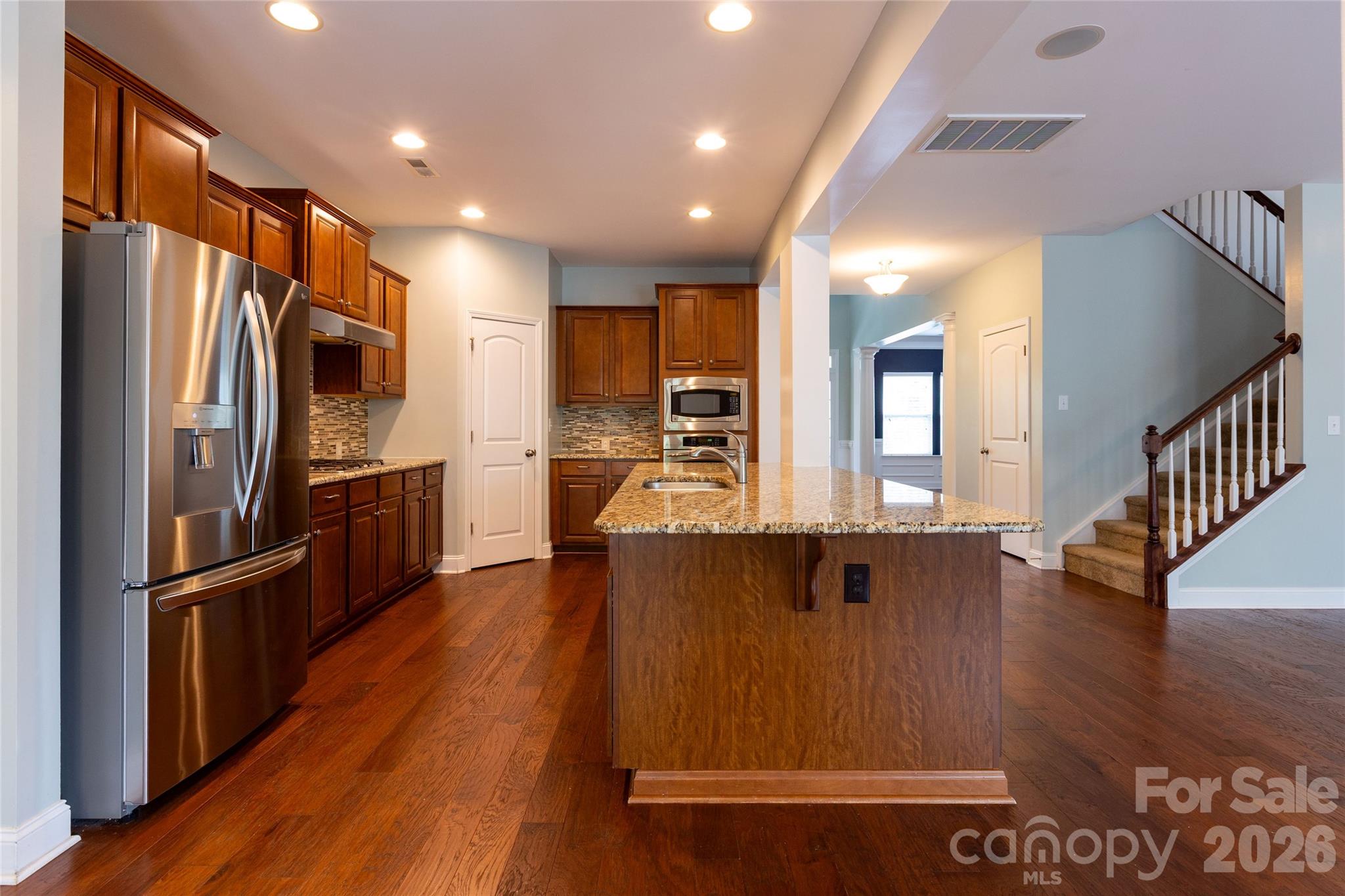 404 E Waterlynn Road Property Photo 11