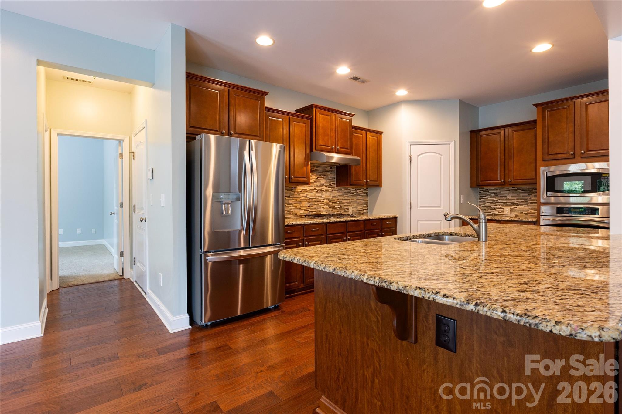 404 E Waterlynn Road Property Photo 12
