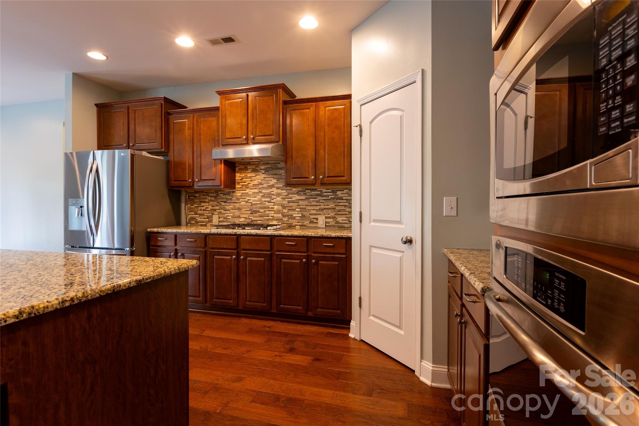 404 E Waterlynn Road Property Photo 14