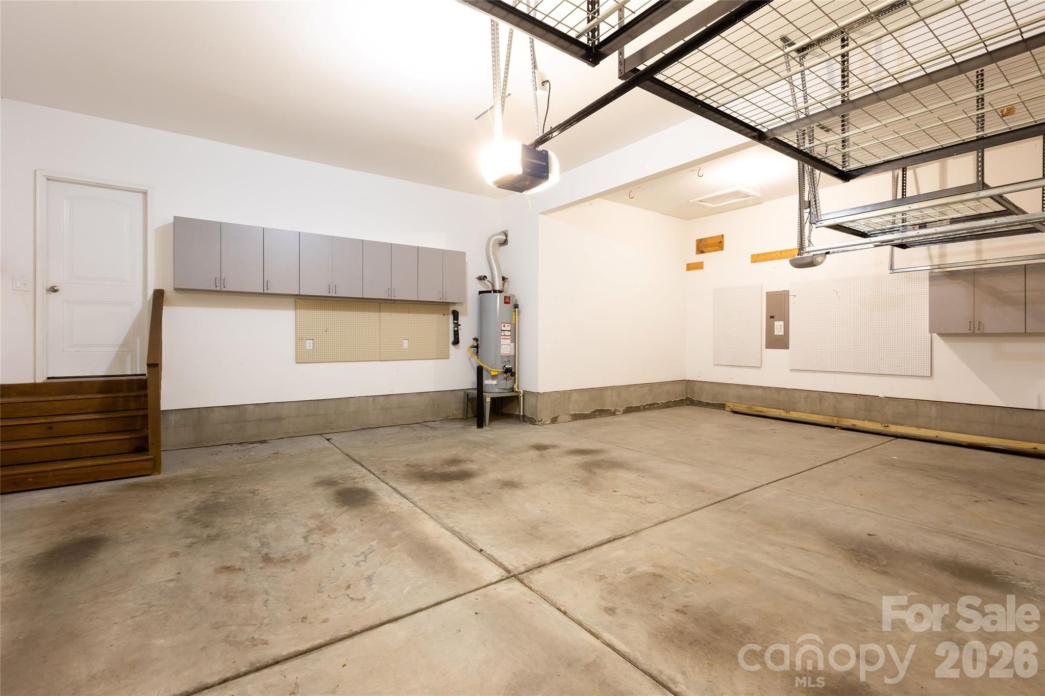 404 E Waterlynn Road Property Photo 18