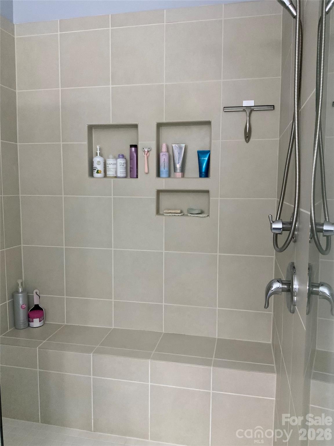 5064 Stonehill Lane Property Photo 12