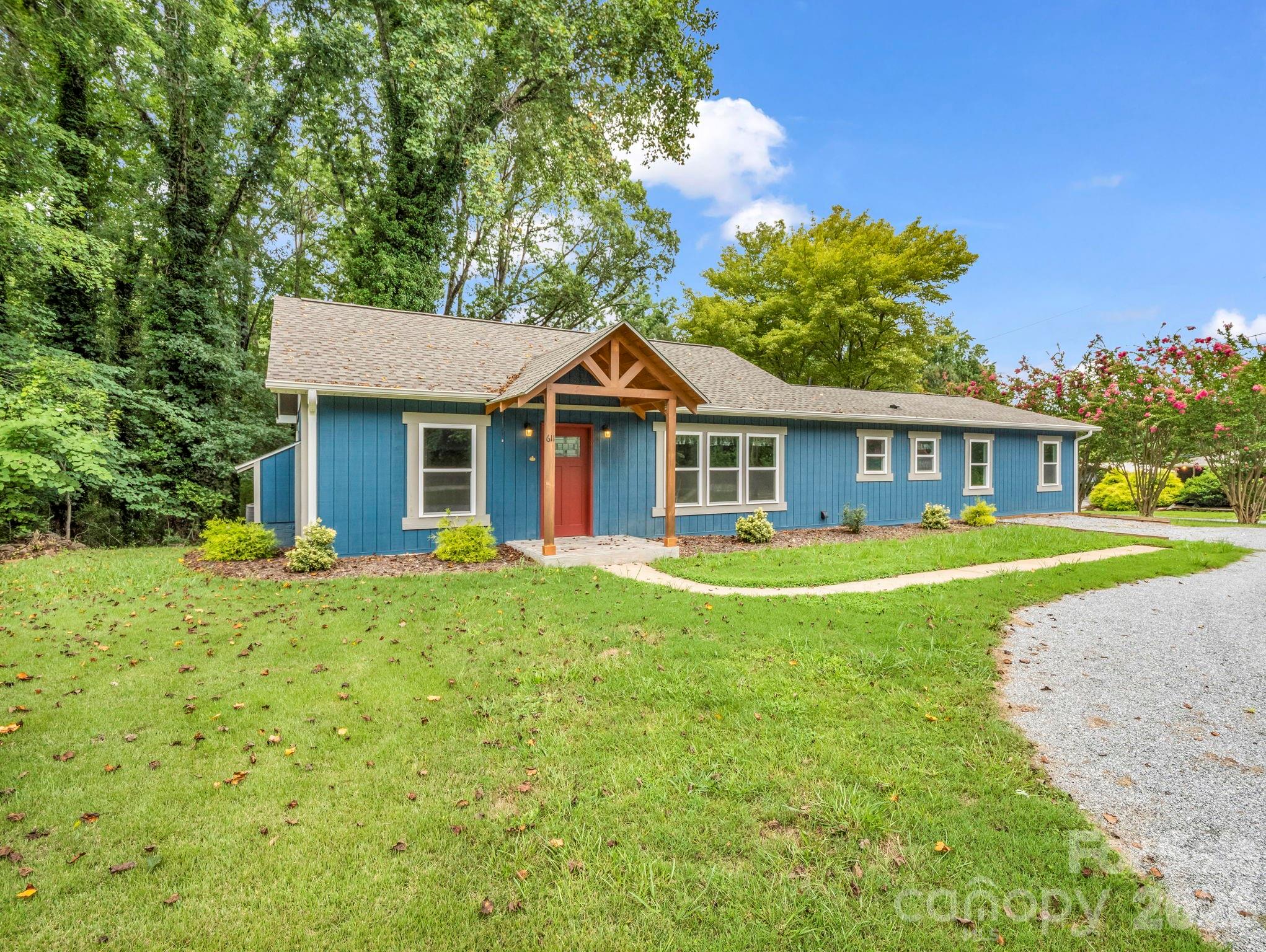 611 Peniel Road Property Photo 3