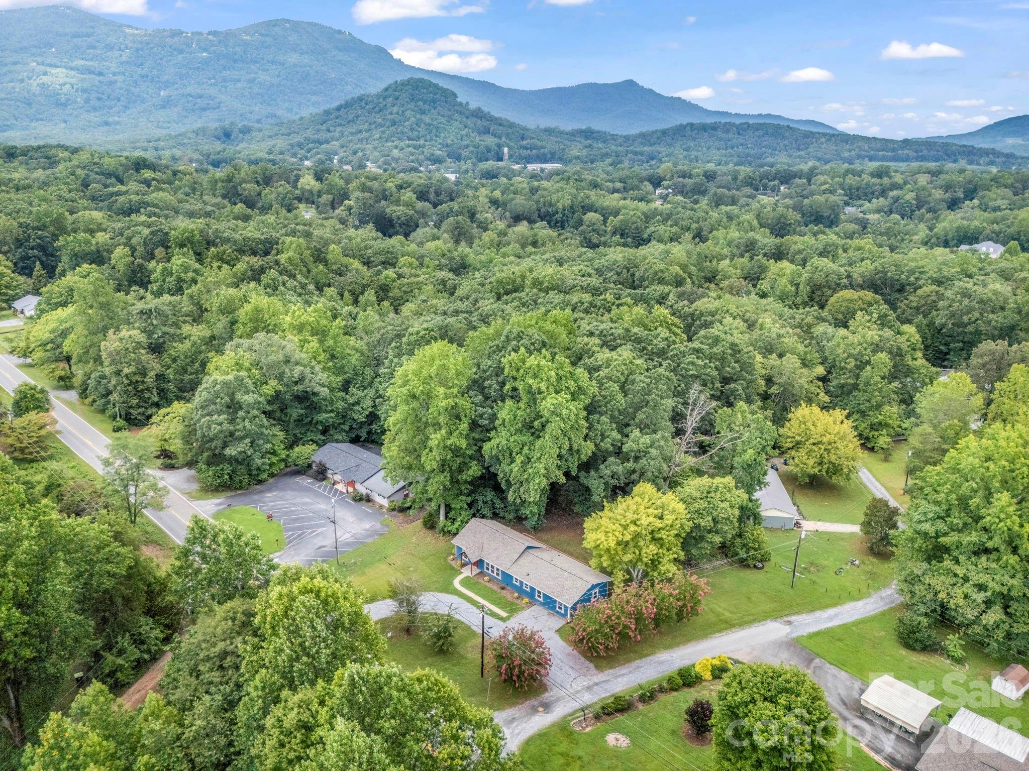 611 Peniel Road Property Photo 4