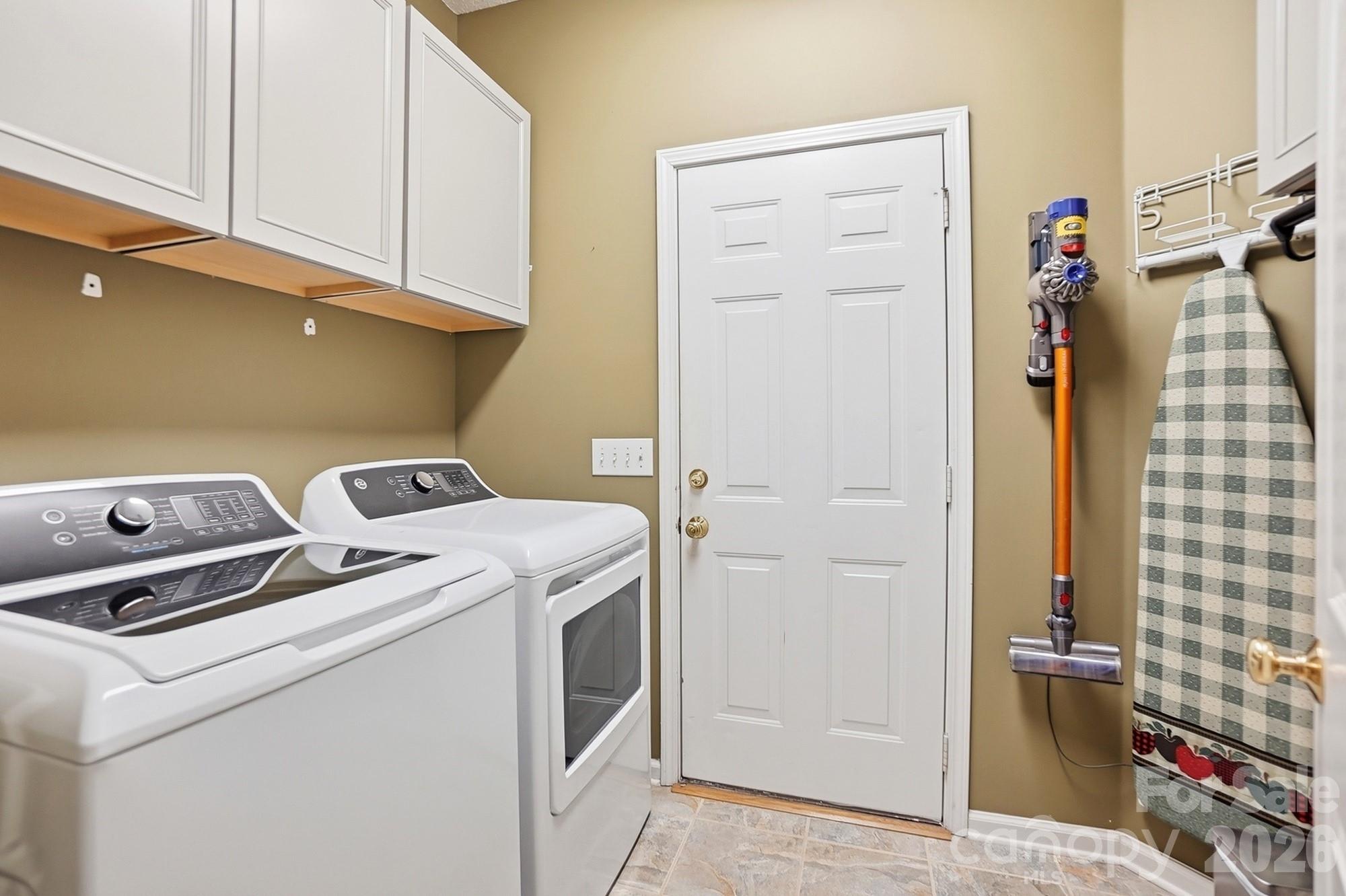 1406 Lockhart Place Property Photo 27
