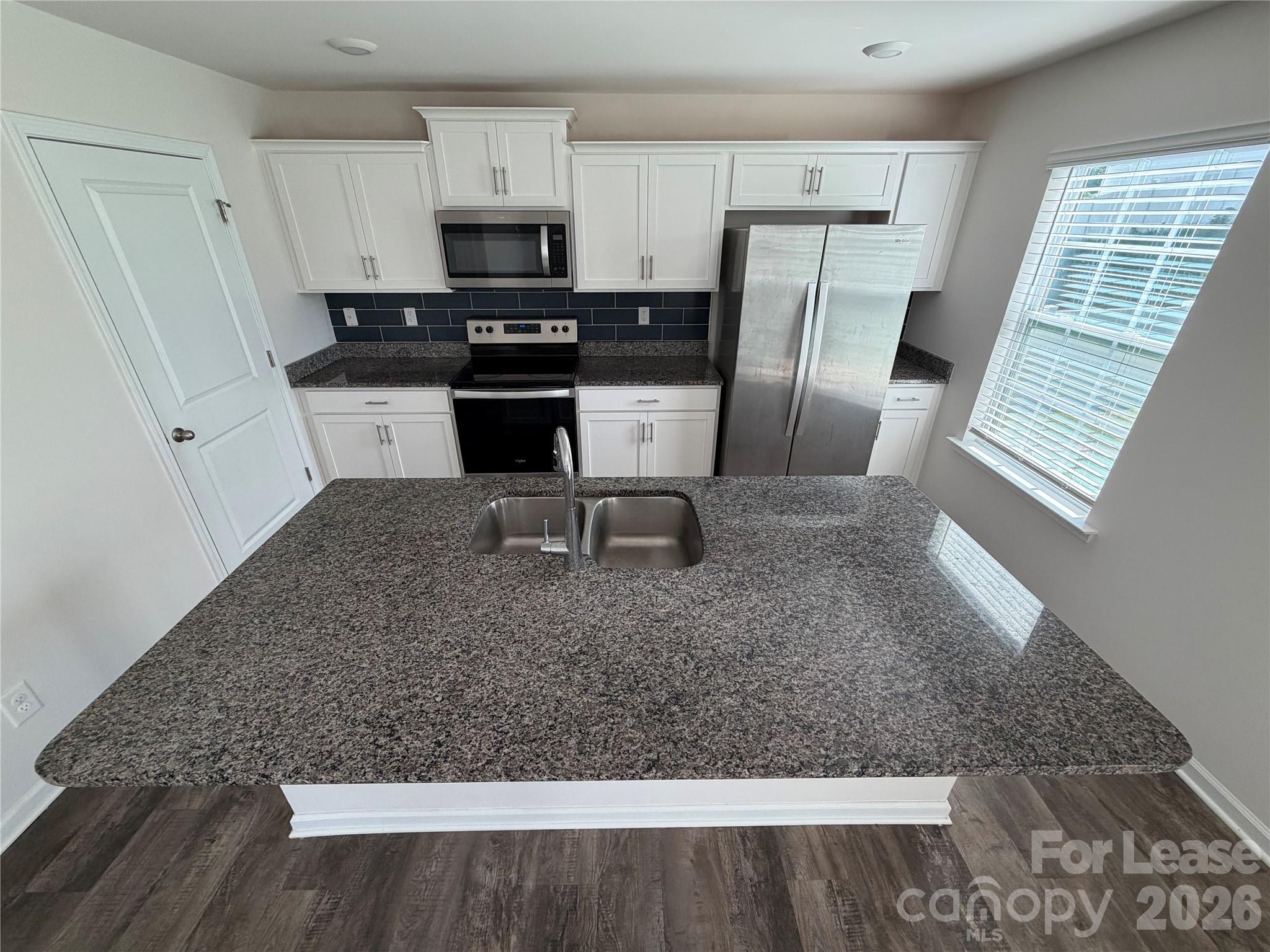 7868 Whispering Stream Drive Property Photo 7
