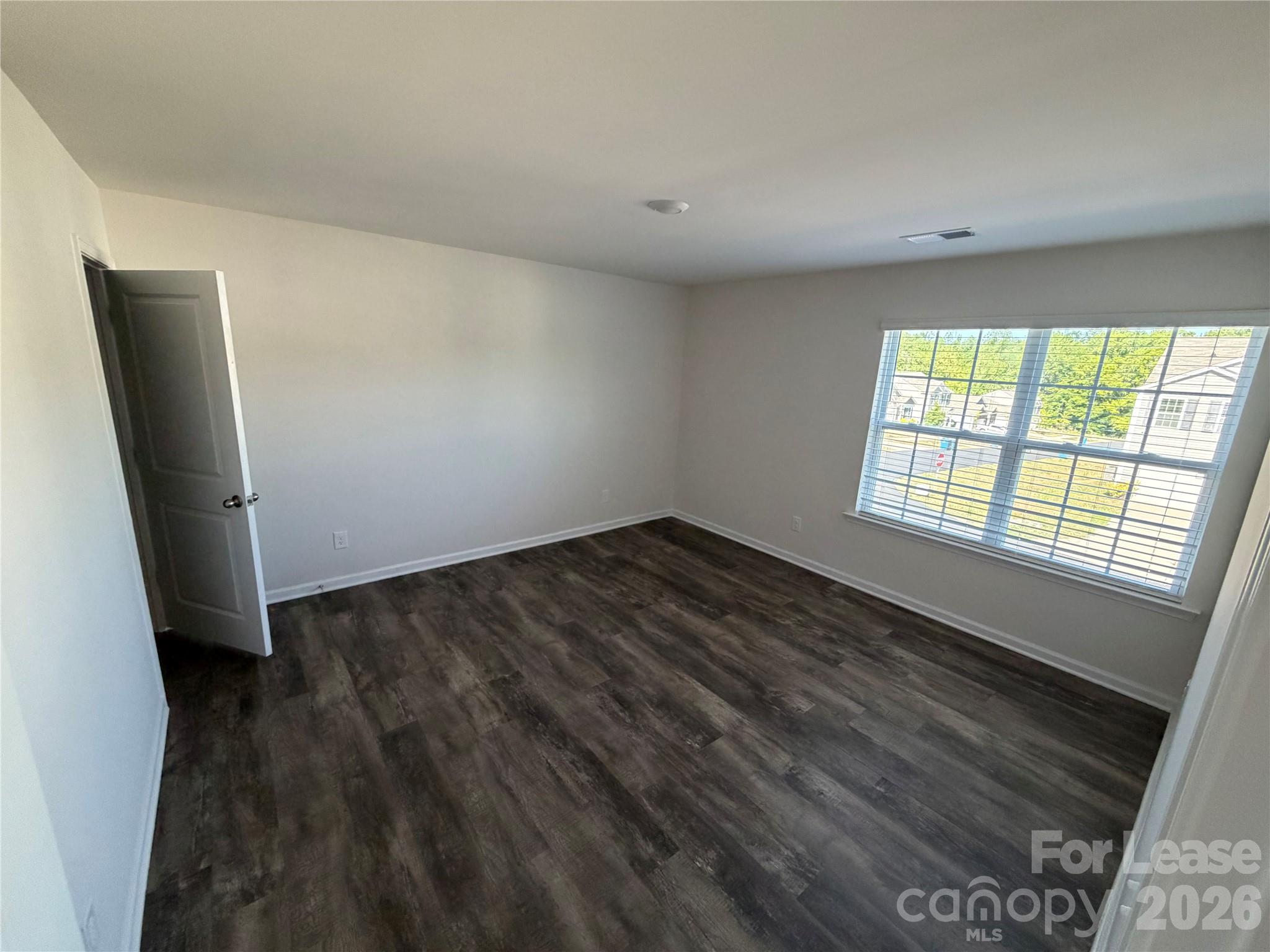 7868 Whispering Stream Drive Property Photo 10