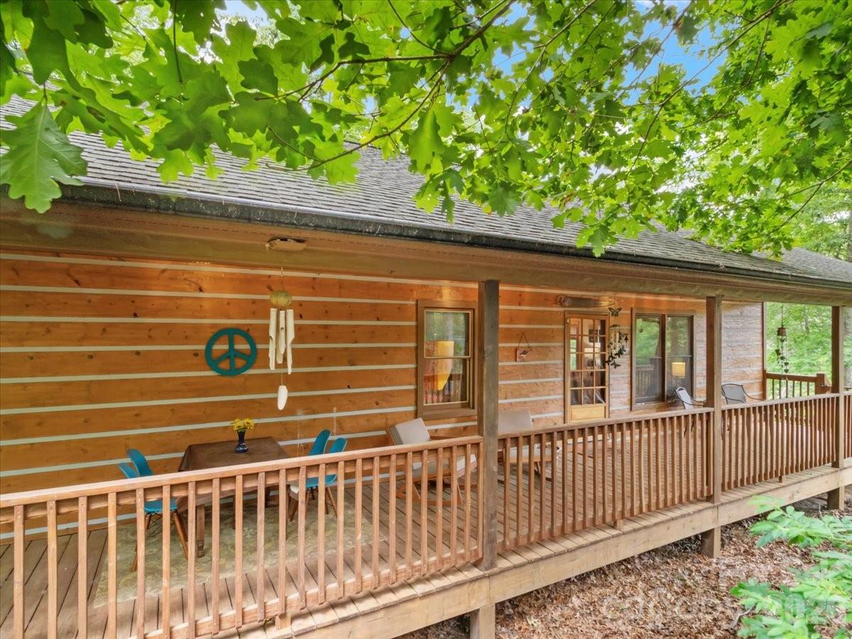 67 Hawks Landing Property Photo 2
