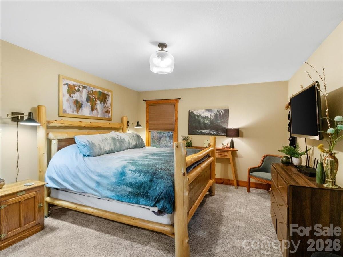 67 Hawks Landing Property Photo 15